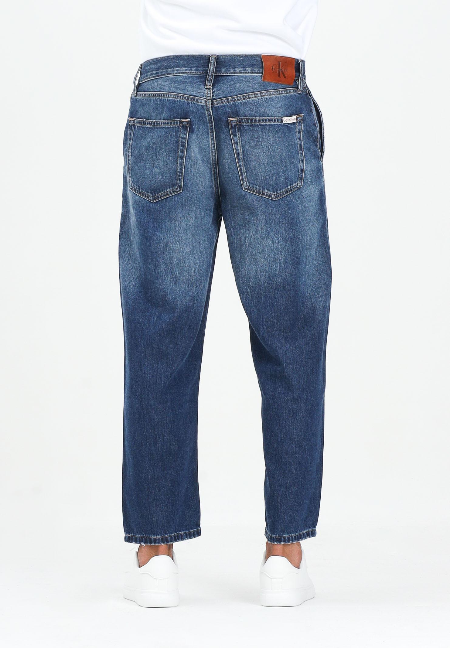 CALVIN KLEIN JEANS Jeans 90's Tapered Cropped in denim blu da uomo LV04RC740GX87 CALVIN KLEIN JEANS