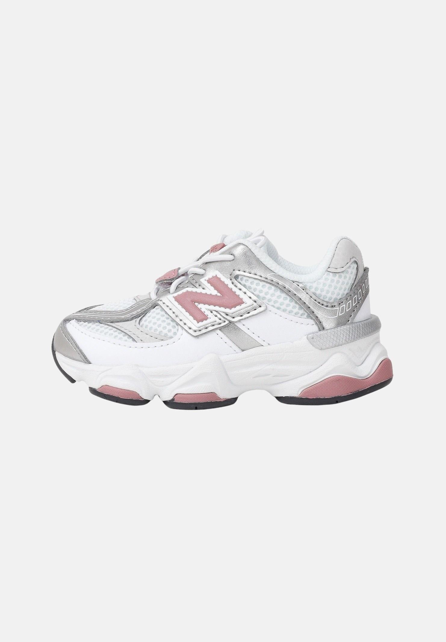 NEW BALANCE Sneakers 9060 bianche e rosa da neonato I90606HV . NEW BALANCE