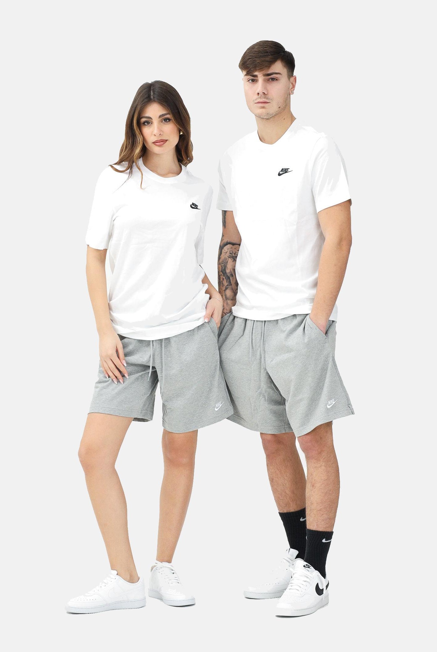 NIKE Shorts sportivo grigio per uomo e donna con ricamo logo FQ4359 063 NIKE