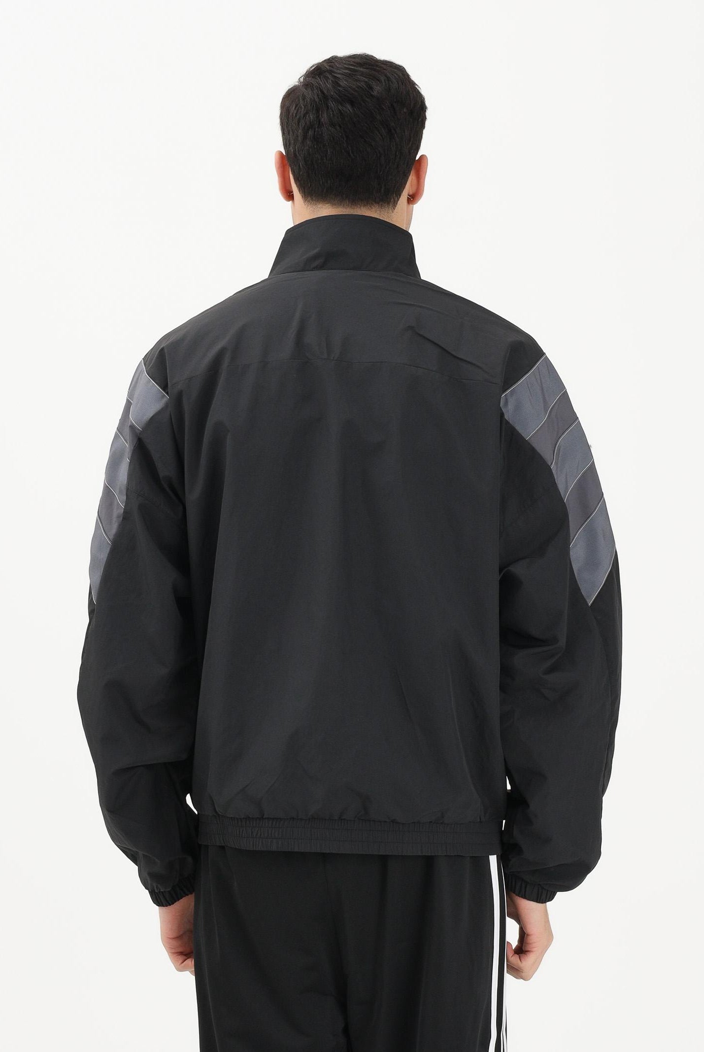 ADIDAS ORIGINALS Giacca a vento SANTIAGO nera e grigia da uomo KS8326 . ADIDAS ORIGINALS