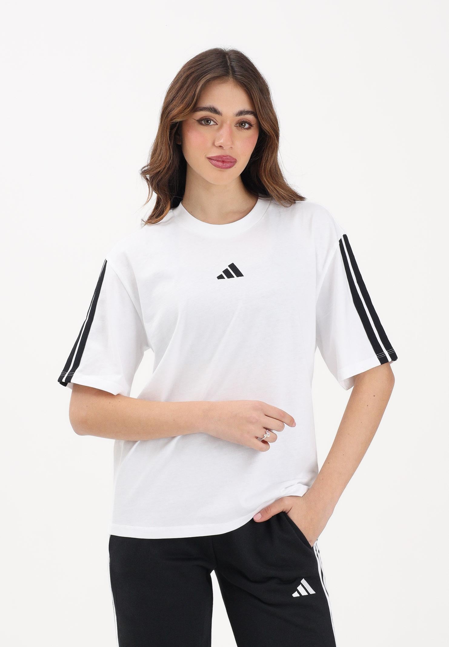 ADIDAS PERFORMANCE T-shirt a manica corta Essentials 3-Stripes Boyfriend bianca da donna JE1211 . ADIDAS PERFORMANCE
