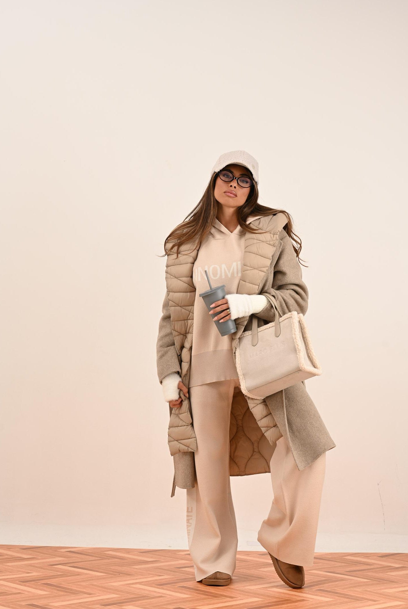 VICOLO Cappotto beige da donna con dettagli trapuntati TF0028 BE VICOLO