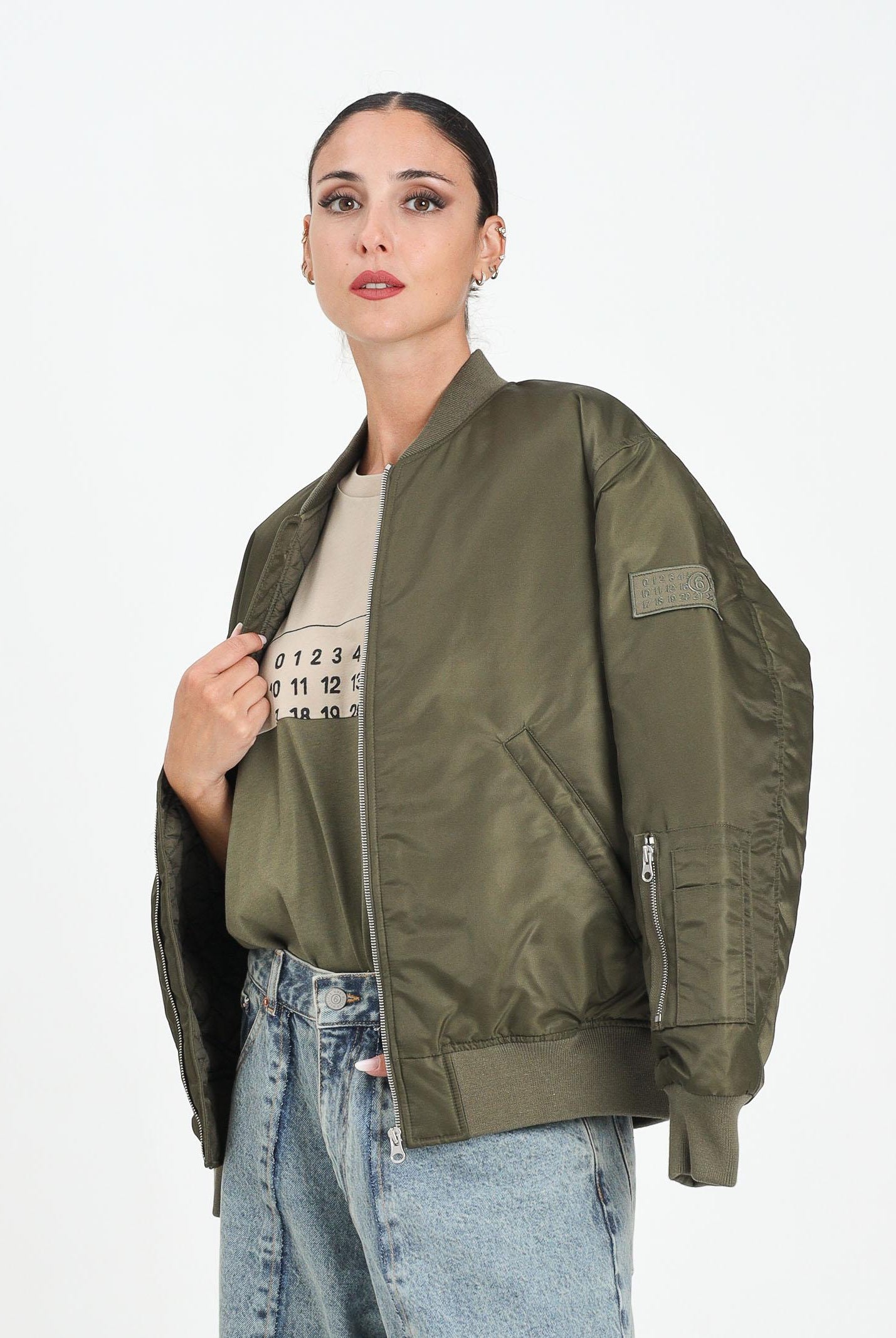 MAISON MARGIELA Bomber verde per donna, ragazzi e bambini con Patch Numeric M60832MM03B M6514 MAISON MARGIELA