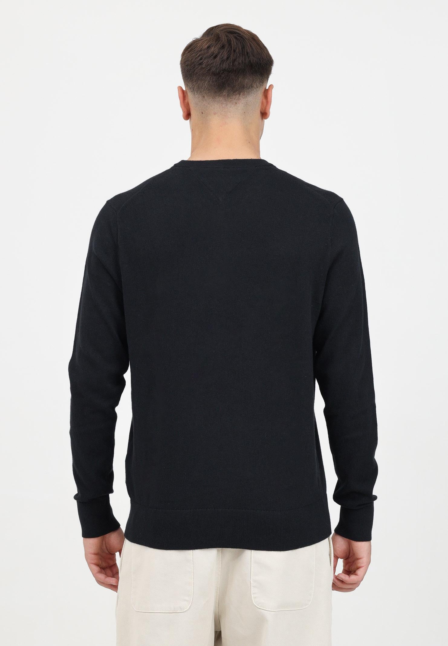 TOMMY HILFIGHER Maglioncino girocollo nero da uomo con ricamo logo MW0MW28046BDS . TOMMY HILFIGER