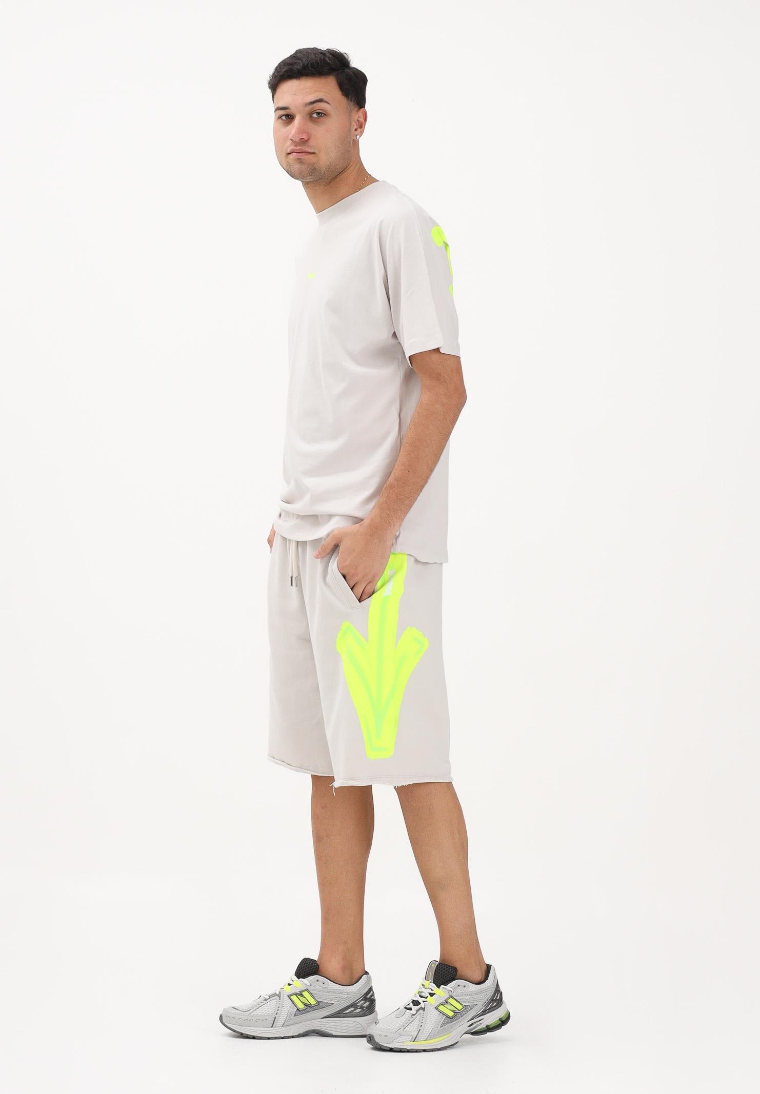 DISCLAIMER Shorts sportivo ghiaccio da uomo con stampa frecce 26EDS55405 GHGF DISCLAIMER