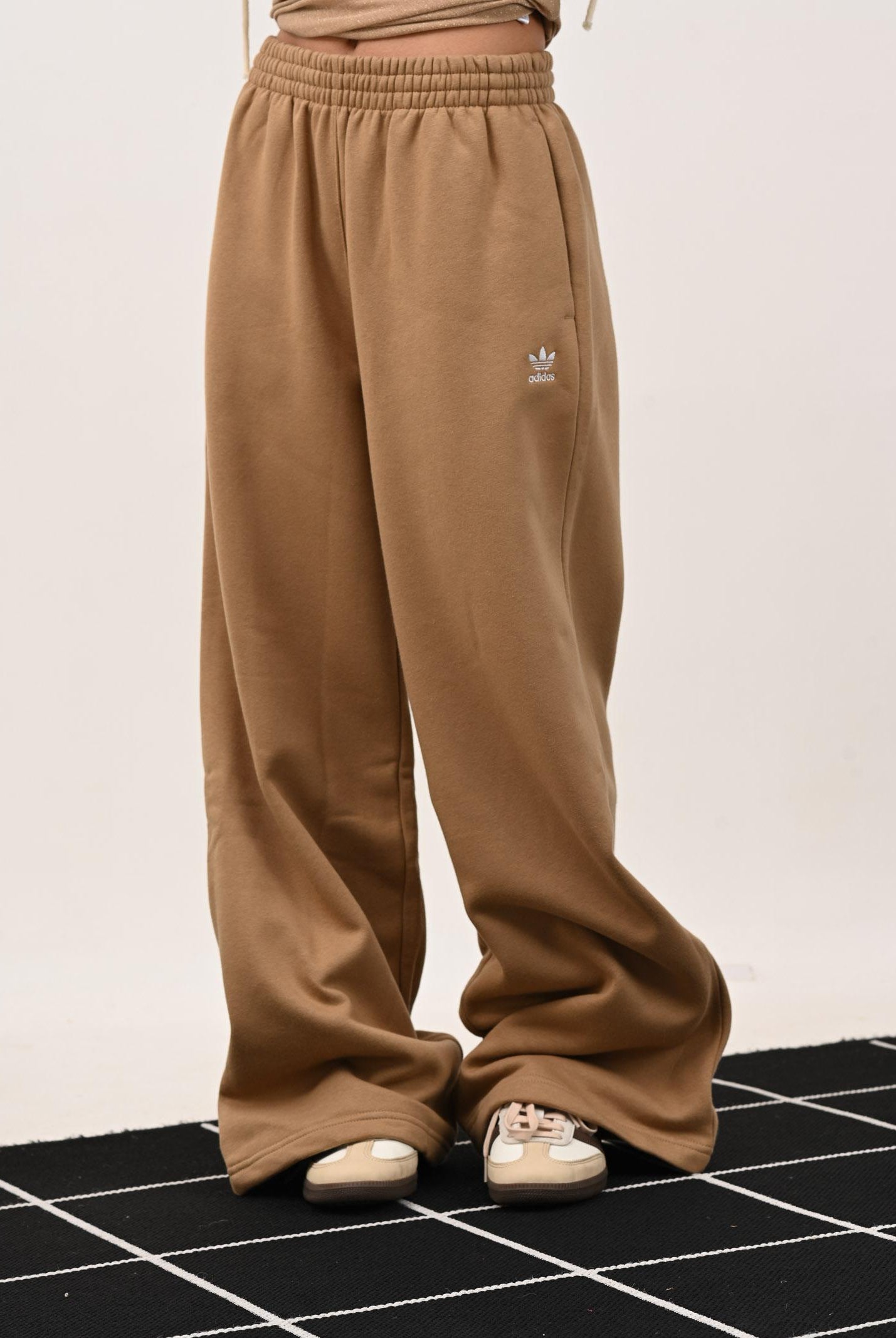 ADIDAS ORIGINALS Pantalone sportivo Essentials Wide Leg Fleece beige da donna JX7734 ADIDAS ORIGINALS