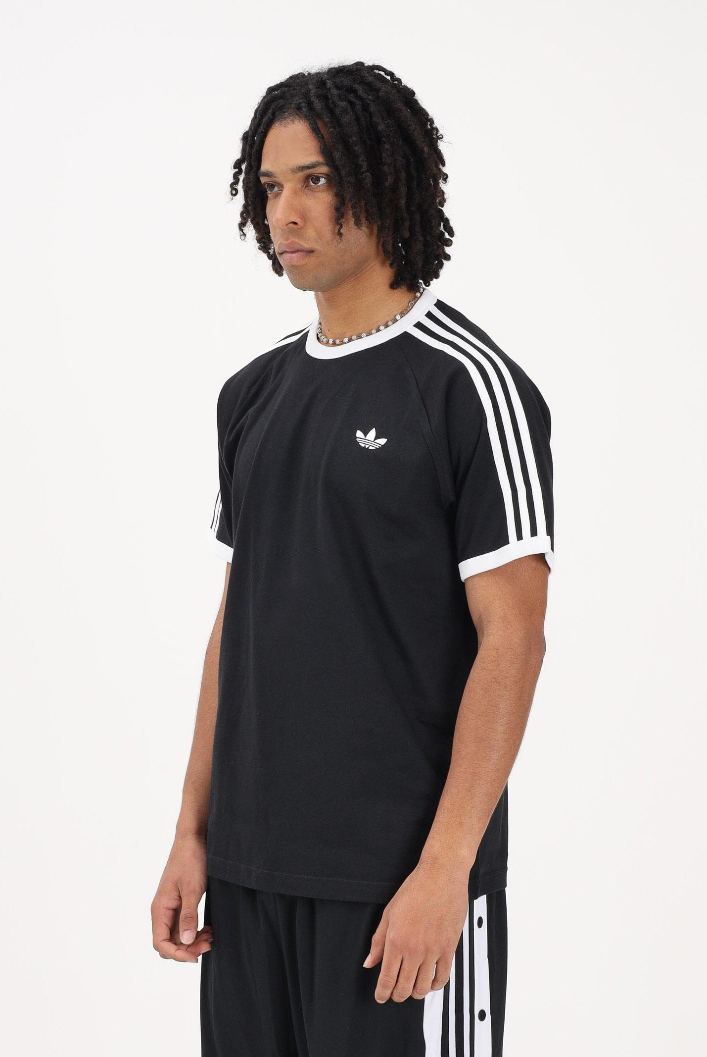 ADIDAS ORIGINALS T-shirt a manica corta 3 STRIPES nera da uomo KE3538 . ADIDAS ORIGINALS