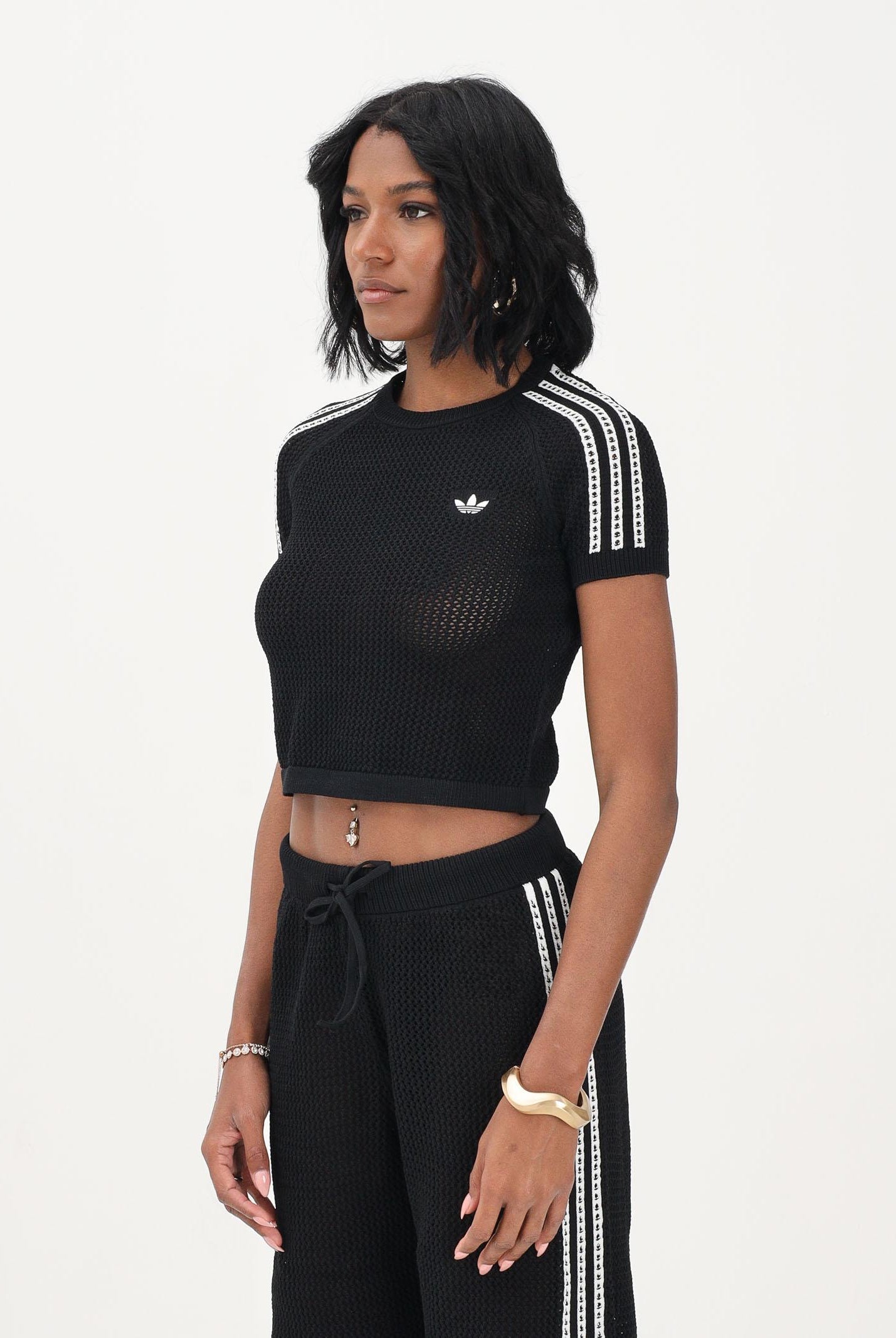 ADIDAS ORIGINALS Maglia a manica corta KNITTED CROCHET CALI nera da donna KC6481 . ADIDAS ORIGINALS