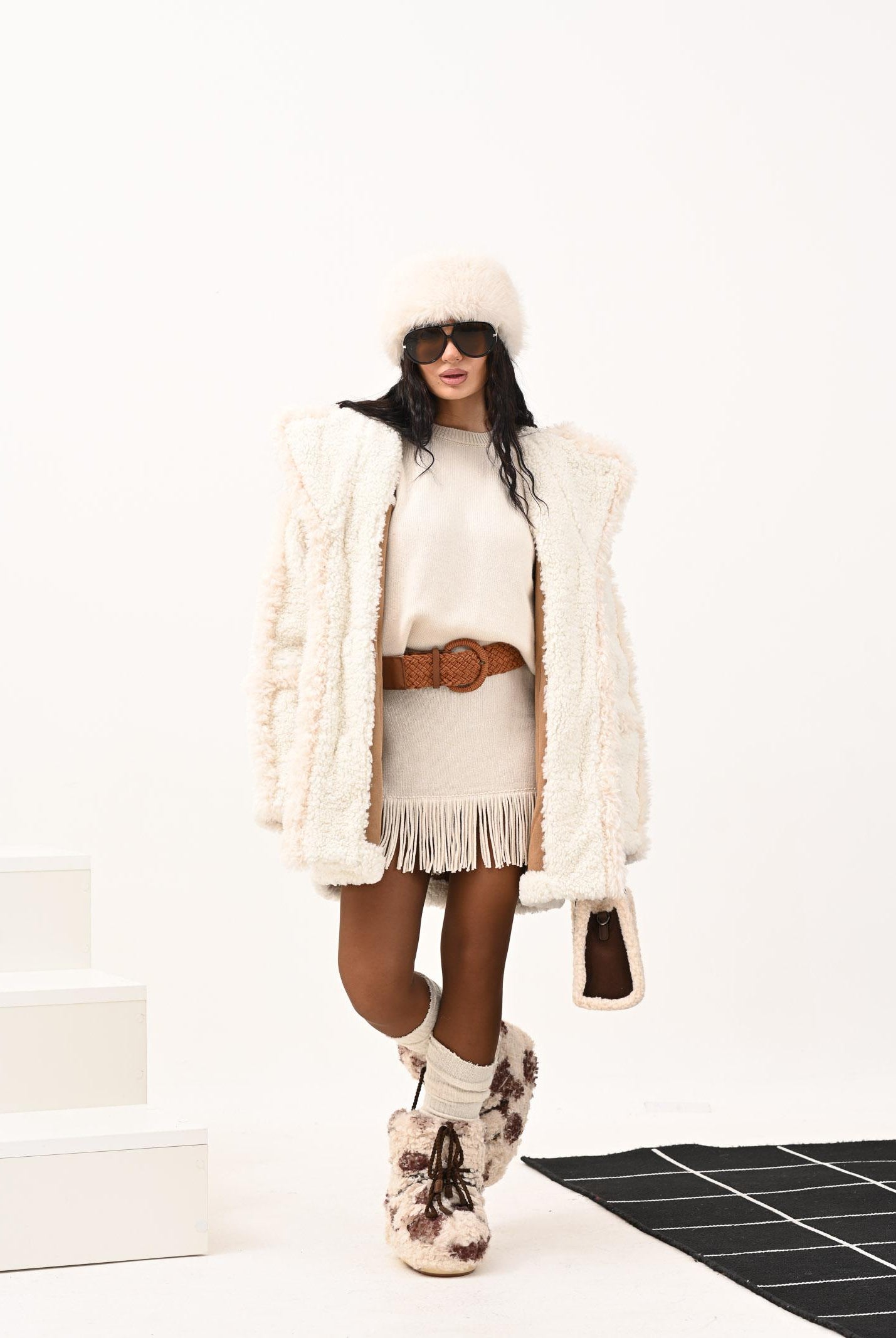 AKEP Gonna corta panna da donna con frange e spacco GOKD11015 V1 AKEP