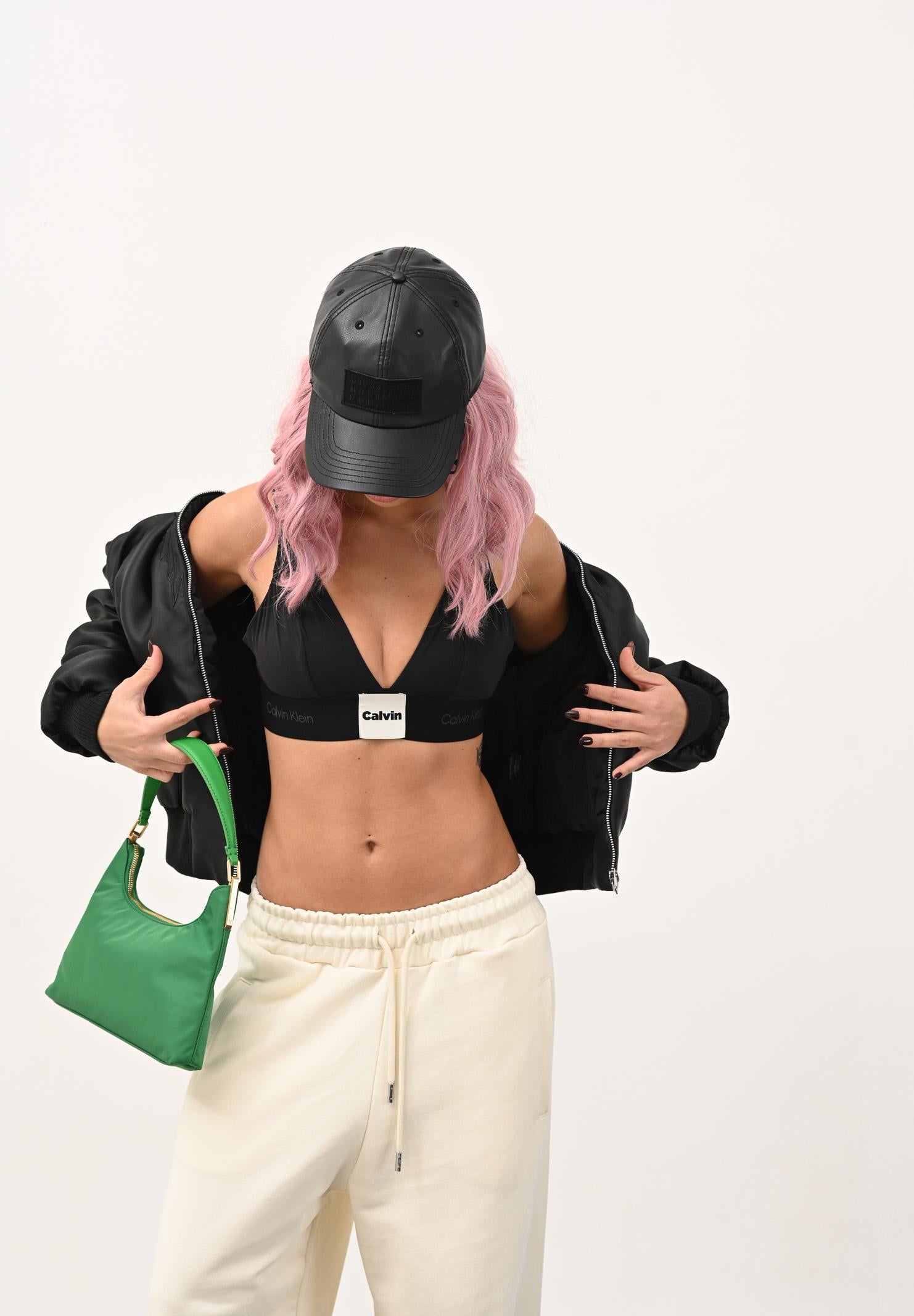 CALVIN KLEIN Bralette Calvin Klein Graphic nera da donna LV00QF8610 UB1 CALVIN KLEIN