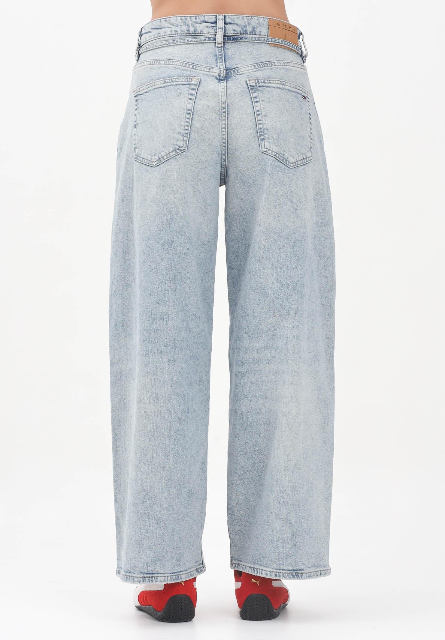 TOMMY JEANS Jeans Charlie a gamba larga in denim chiaro da donna DW0DW204731A5 TOMMY JEANS