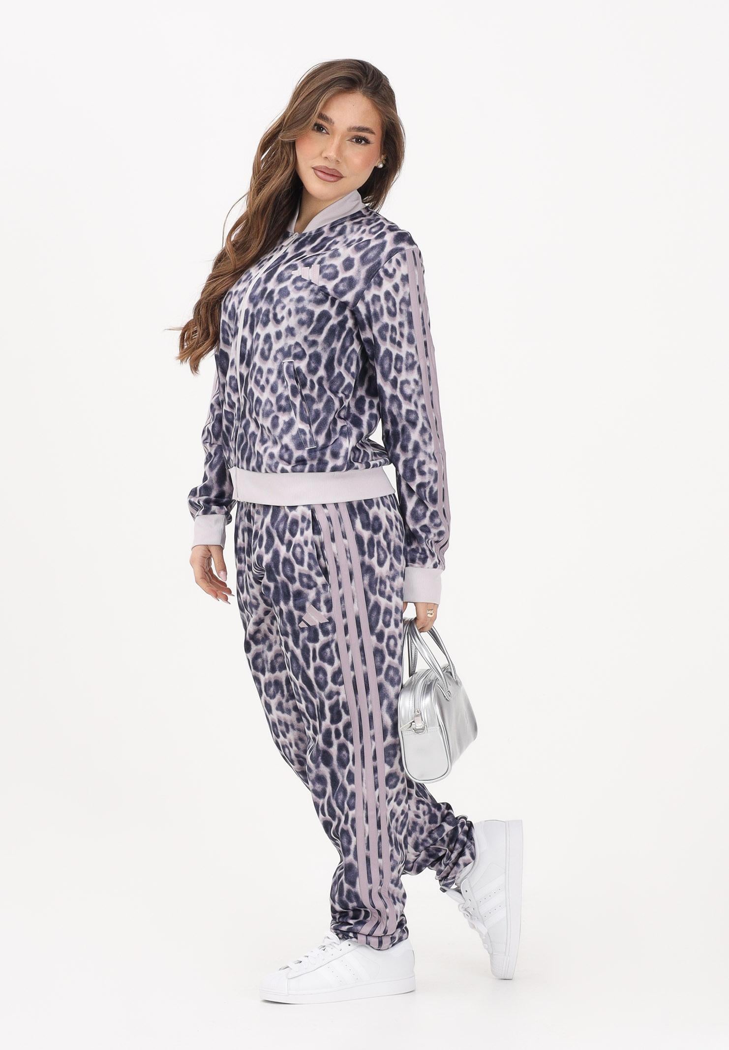 ADIDAS PERFORMANCE Tuta Essentials 3 Stripes Animal AOP lilla da donna KB8935 . ADIDAS PERFORMANCE