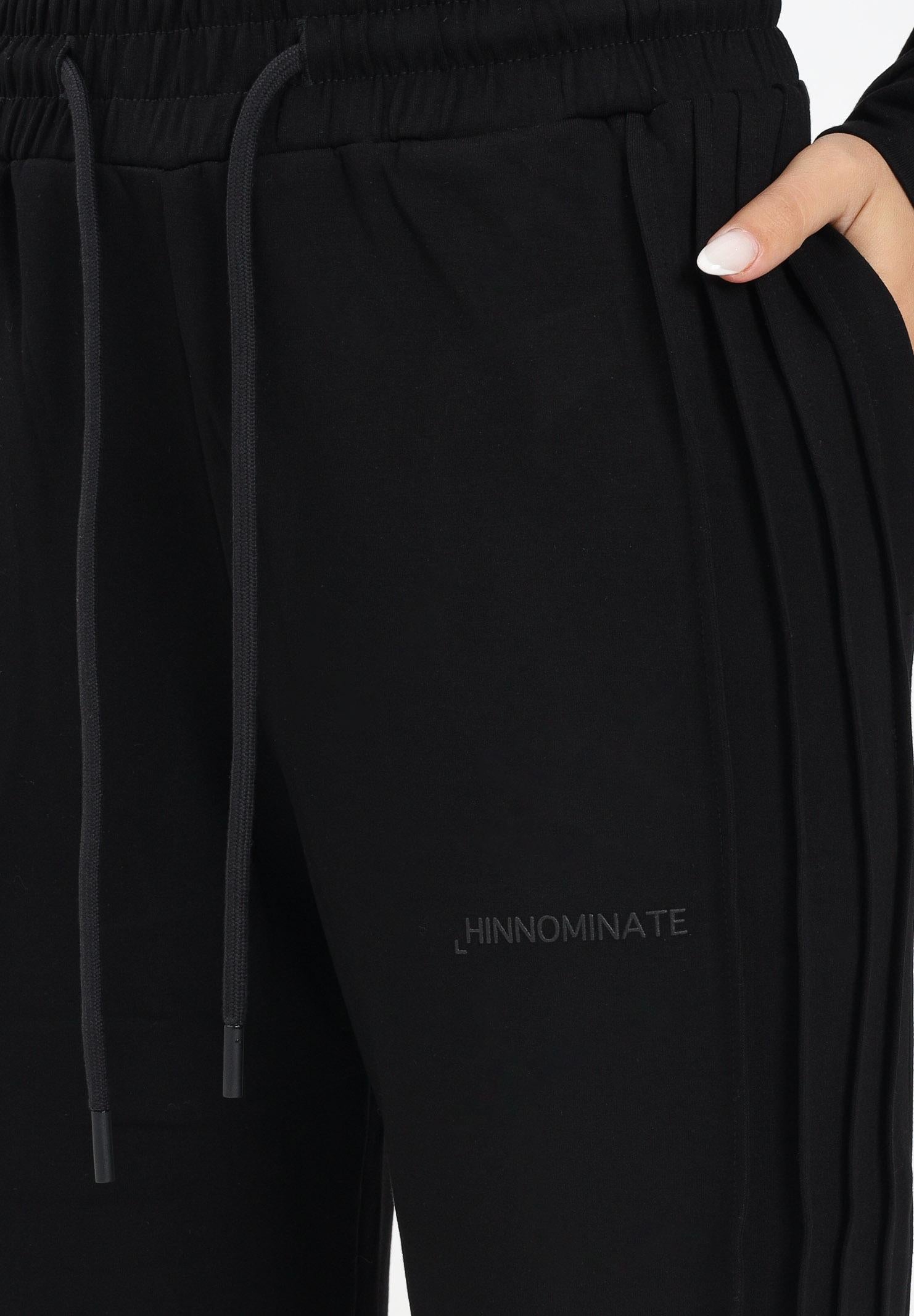HINNOMINATE Pantalone sportivo nero da donna con nervature laterali HMABW01995 NE01 HINNOMINATE