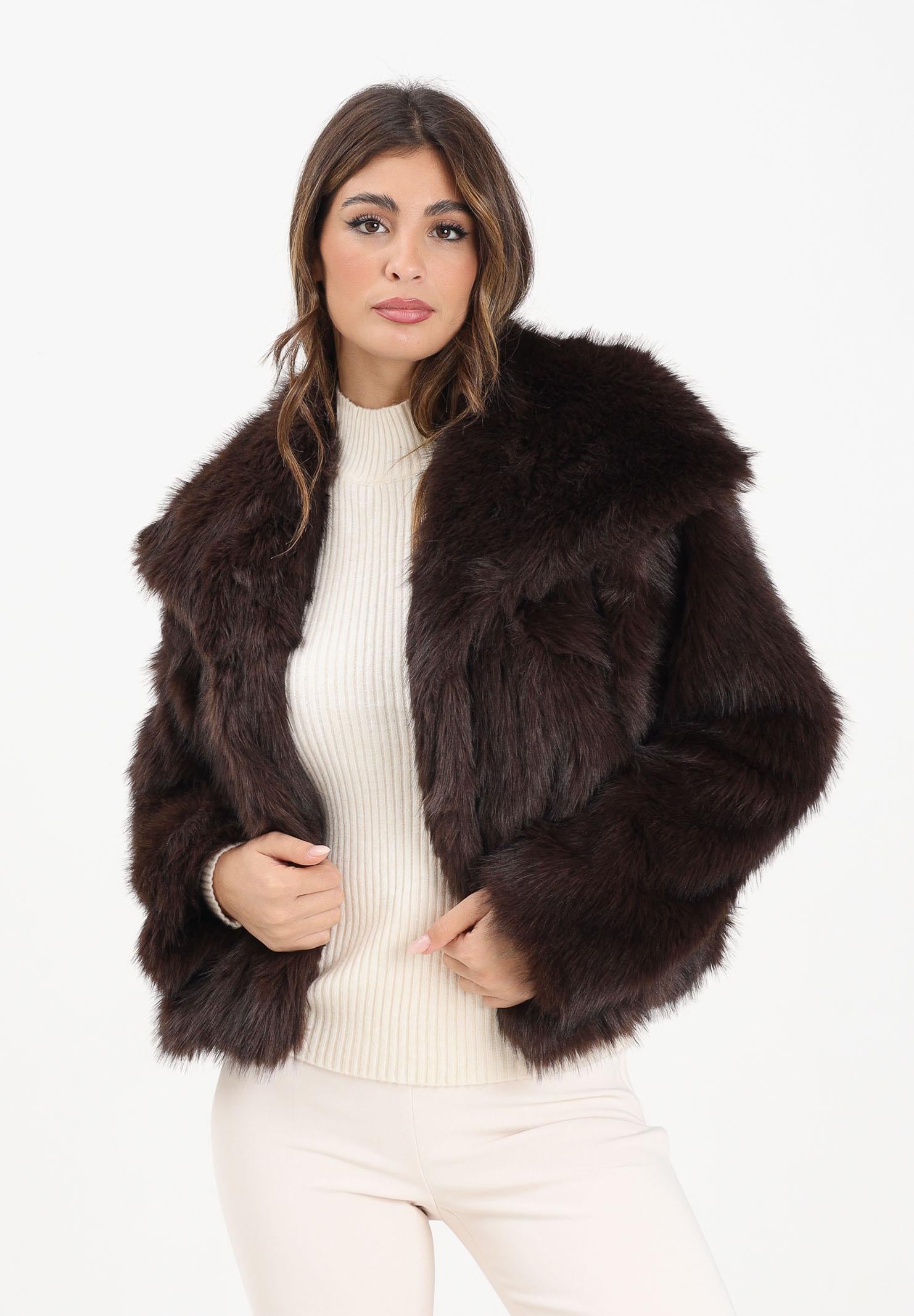 ONLY Pelliccia sintetica marrone da donna 15348977 ChocolateTorte ONLY