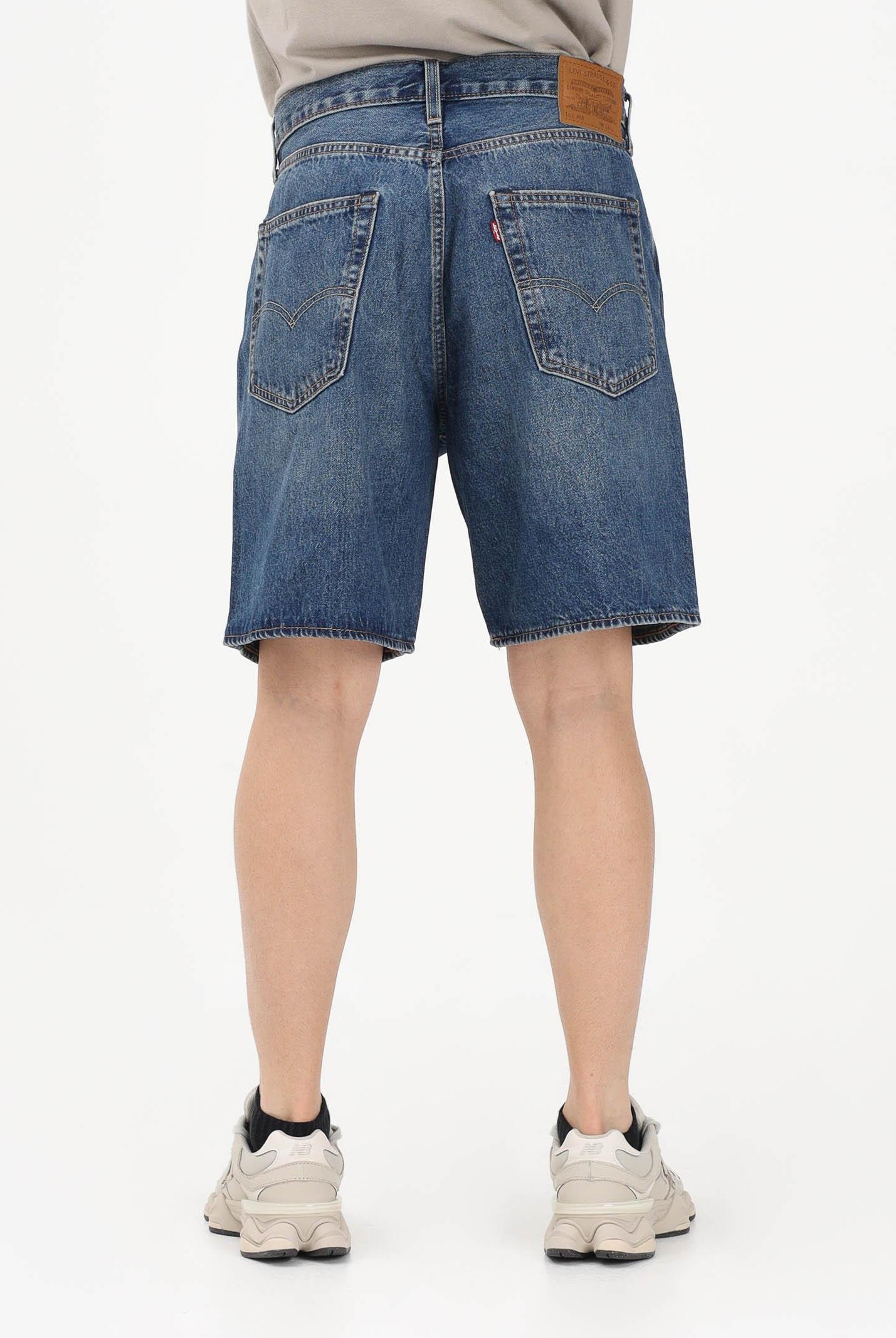 LEVI'S Shorts 468™ Loose in denim medio da uomo A8461-0003 . LEVI'S®