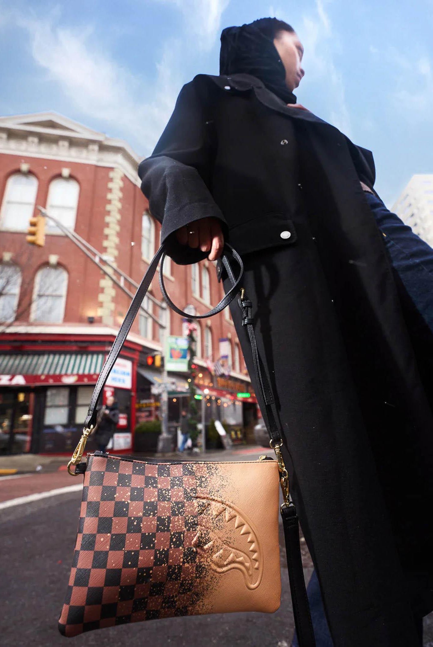 SPRAYGROUND Pochette Henny Spritz Crossover beige e marrone per uomo e donna 910B8941NSZ . SPRAYGROUND