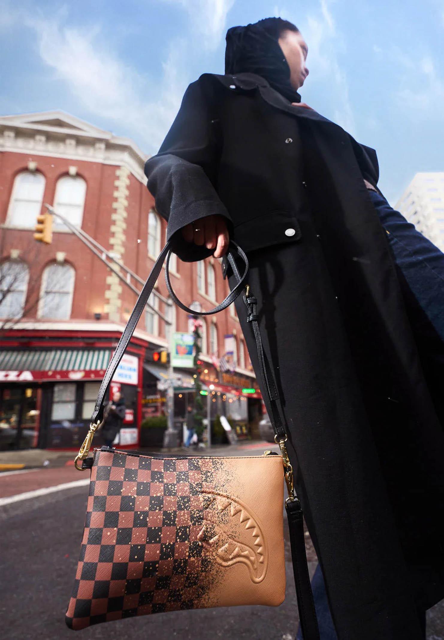 SPRAYGROUND Pochette Henny Spritz Crossover beige e marrone per uomo e donna 910B8941NSZ . SPRAYGROUND