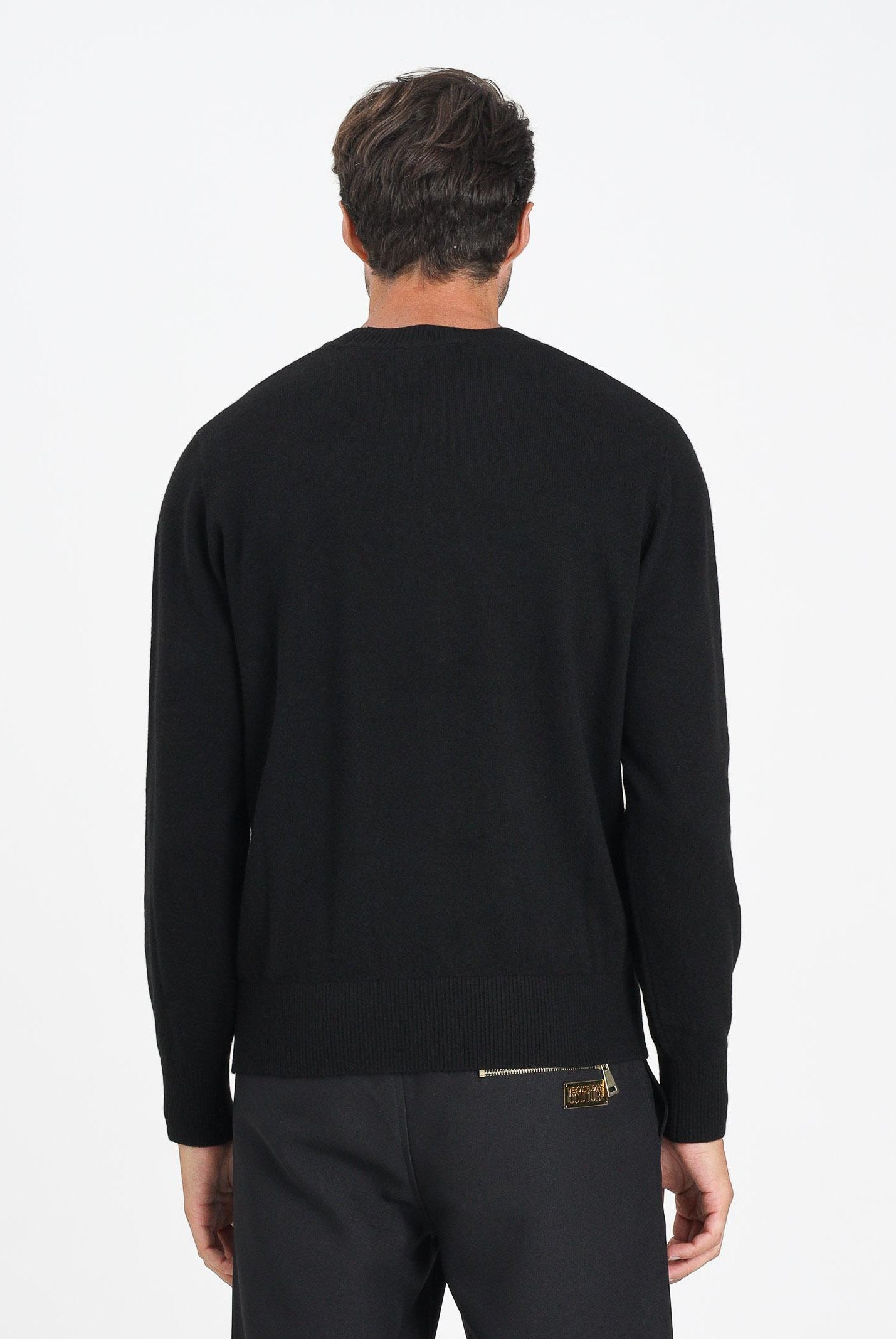 VERSACE JEANS COUTURE Maglioncino girocollo nero da uomo con logo V-Emblem 79GAFM00CMH81 L01 VERSACE JEANS COUTURE