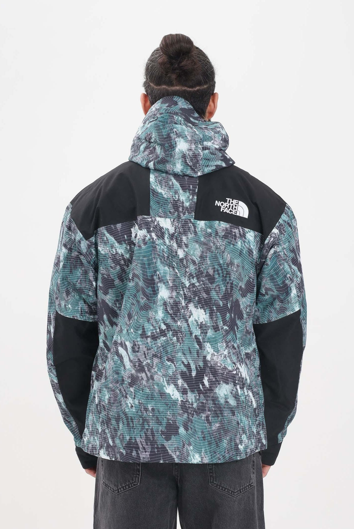 THE NORTH FACE Giacca a vento DryVent™ Mono Mountain da uomo con fantasia verde e nera NF0A88XF87A1 . THE NORTH FACE