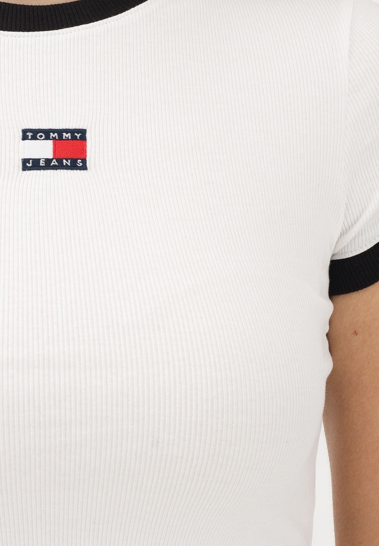 TOMMY JEANS T-shirt a manica corta bianca da donna con logo e finiture a contrasto DW0DW22575 YBL TOMMY JEANS