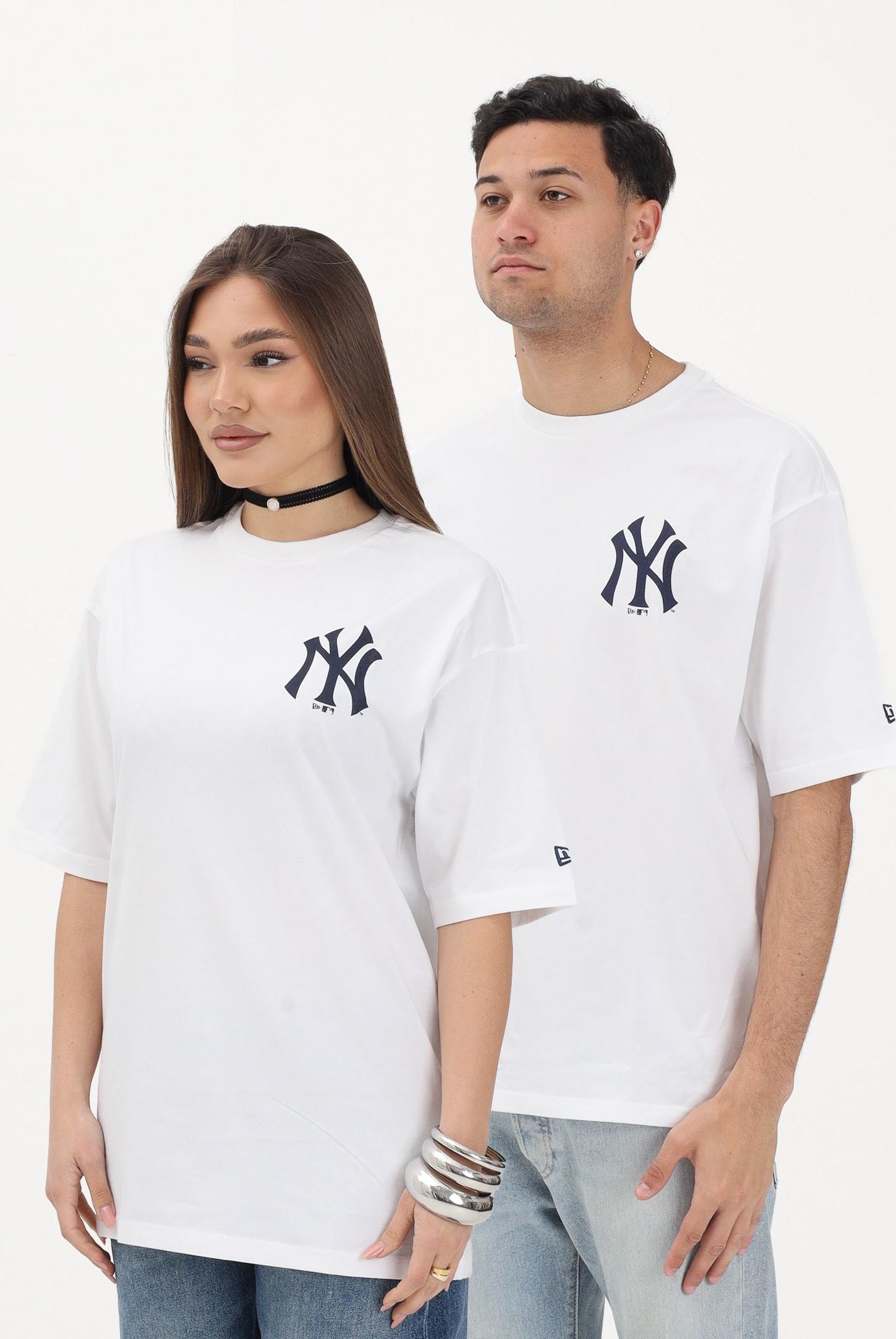 NEW ERA T-shirt a manica corta Oversized New York Yankees MLB Cap Graphic bianca per uomo e donna 60856148 . NEW ERA