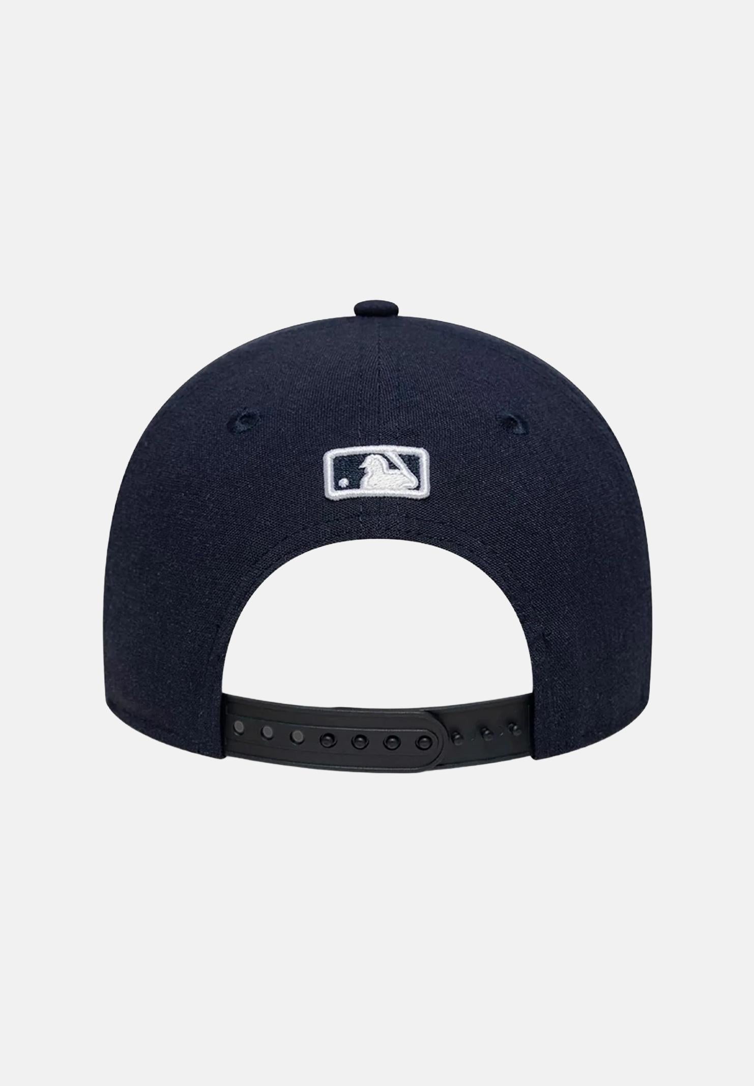 NEW ERA Cappello con visiera 9FORTY M-Crown New York Yankees MLB Linen blu per uomo e donna 60856291 . NEW ERA