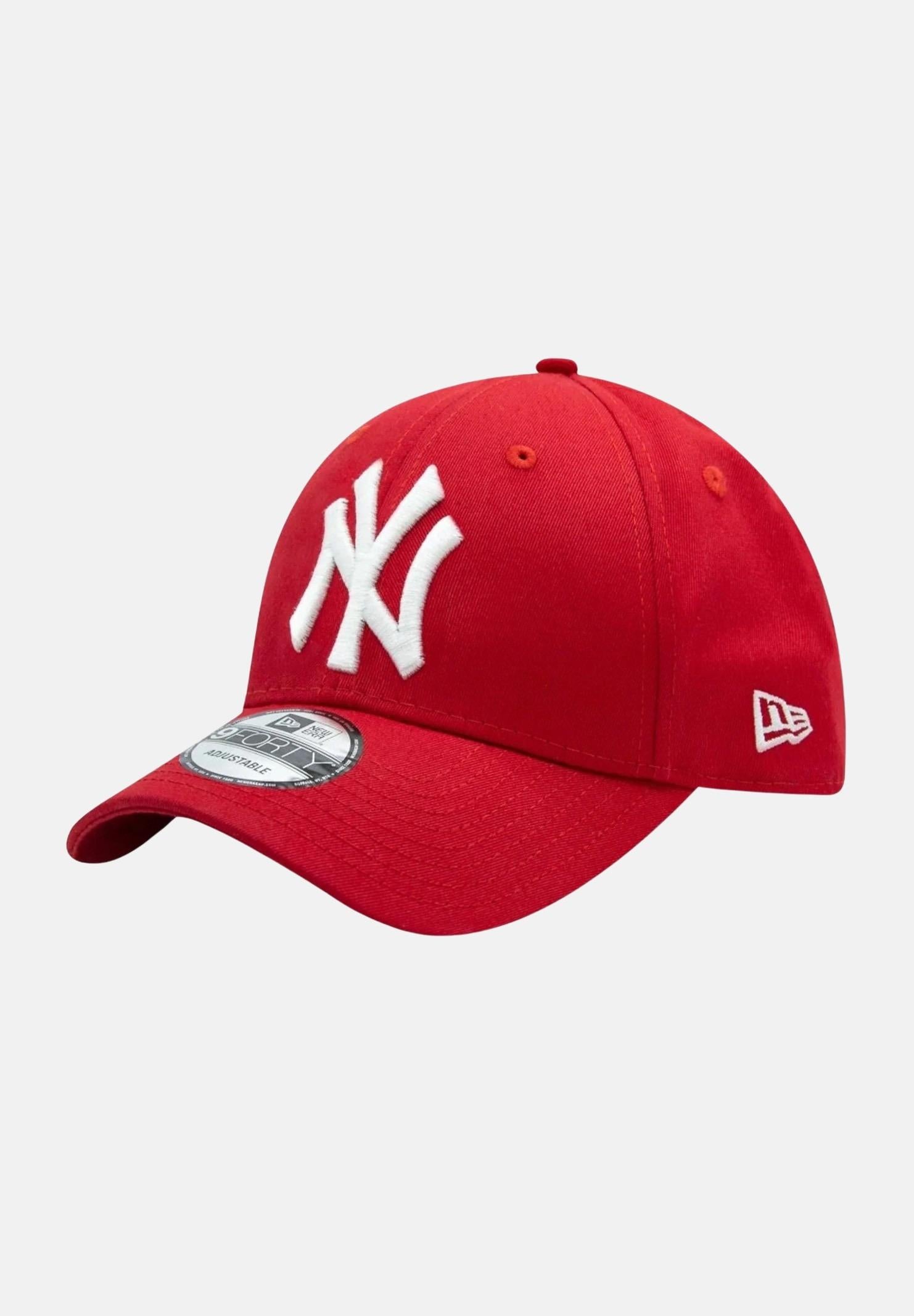 NEW ERA Cappello con visiera 9TWENTY New York Yankees League Essential rosso per uomo e donna 10531938 NEW ERA