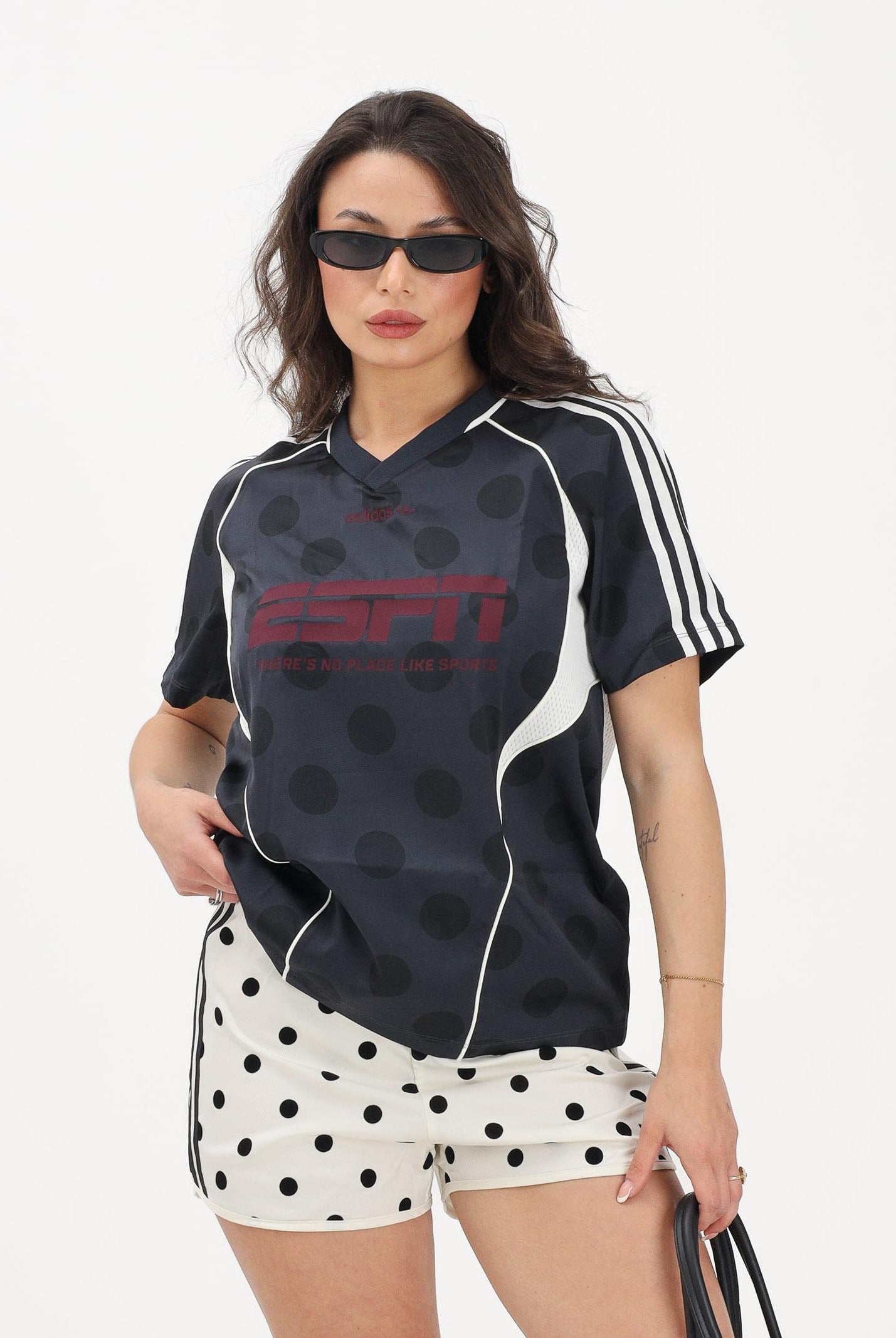 ADIDAS ORIGINALS T-shirt a manica corta Street nera da donna KV1189 . ADIDAS ORIGINALS