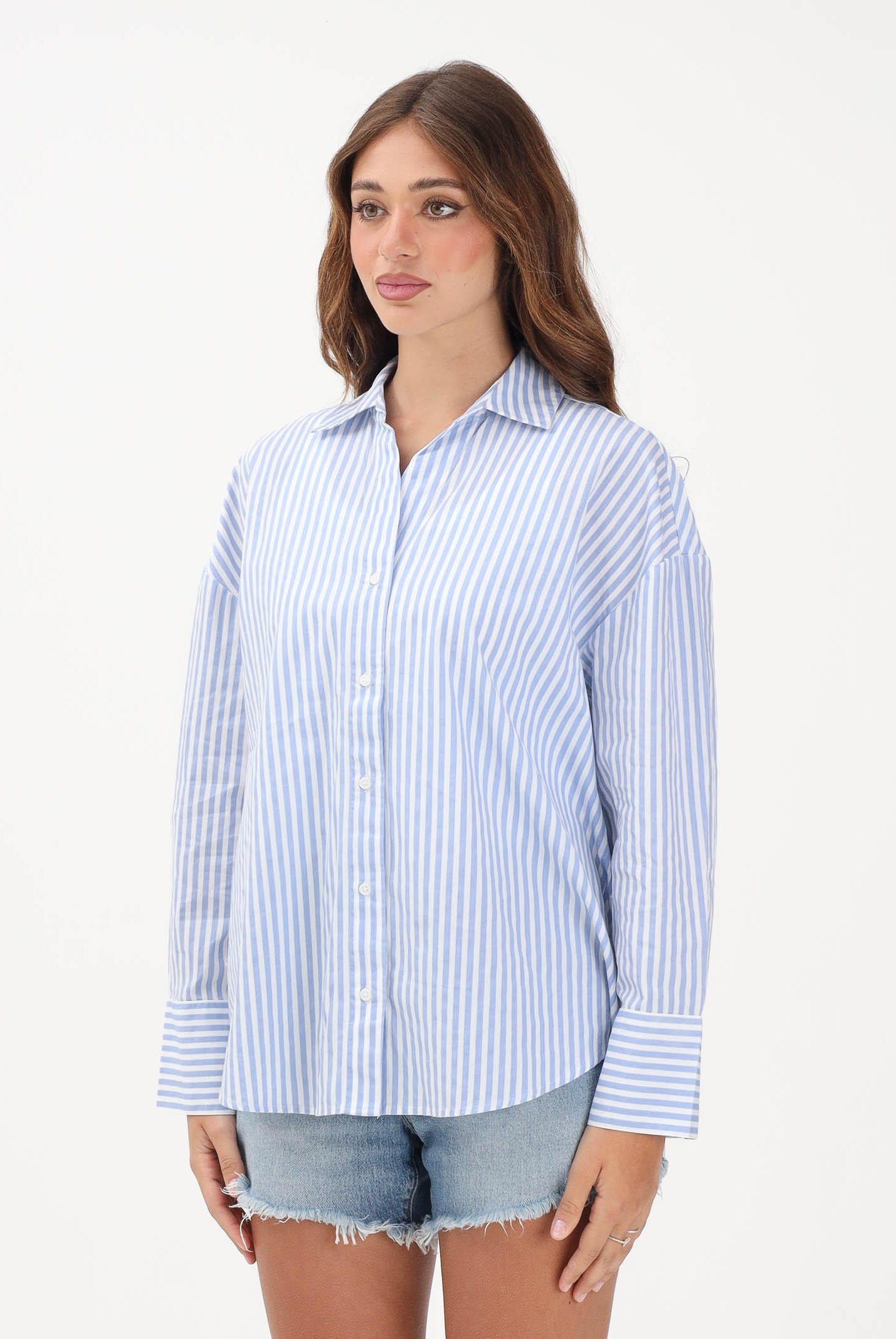 ONLY Camicia a manica lunga azzurra e bianca da donna con motivo a righe e ricamo sul retro 15375491 BRBL ONLY