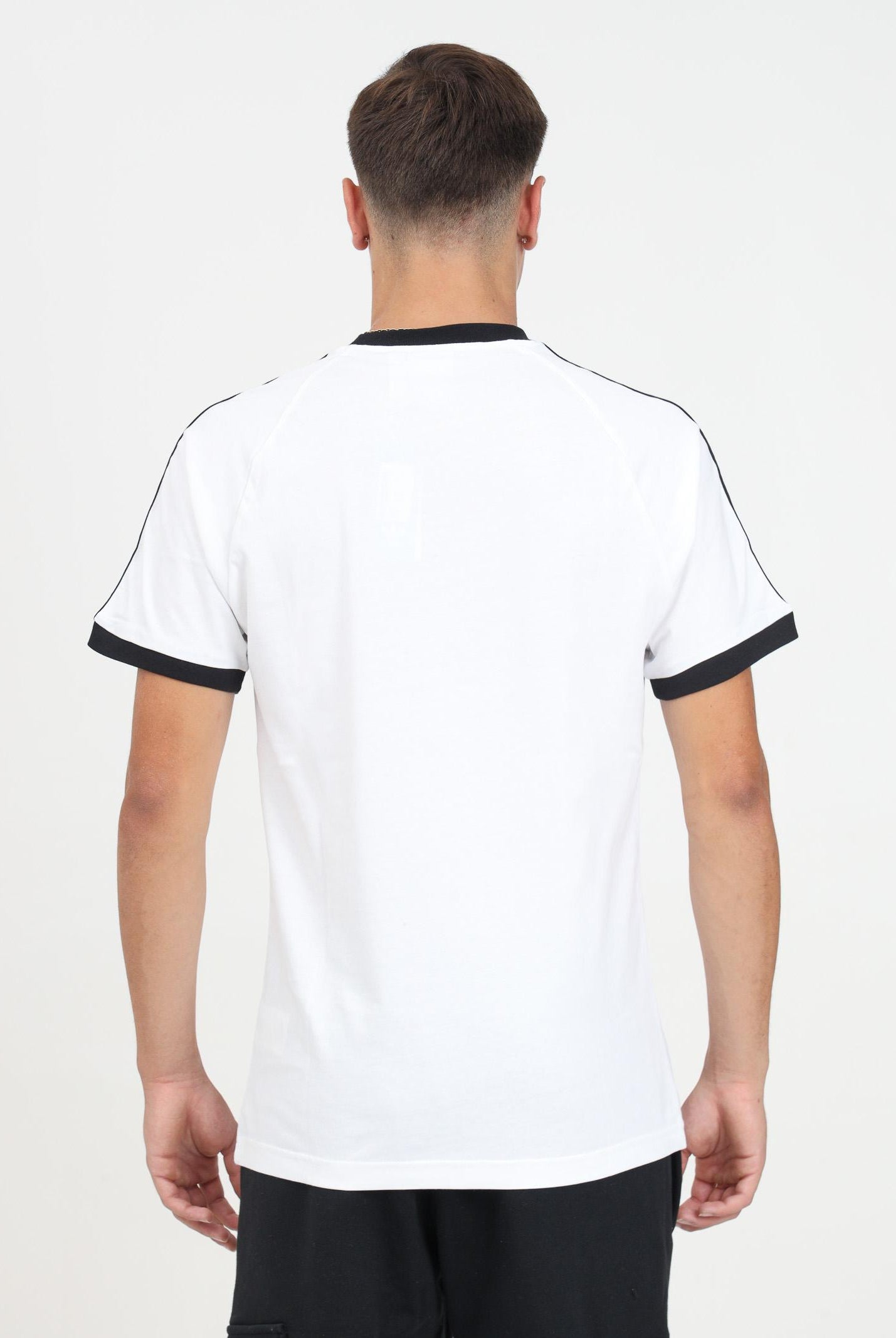 ADIDAS ORIGINALS T-shirt a manica corta Adicolor Classics 3-Stripes bianca da uomo IA4846 . ADIDAS ORIGINALS
