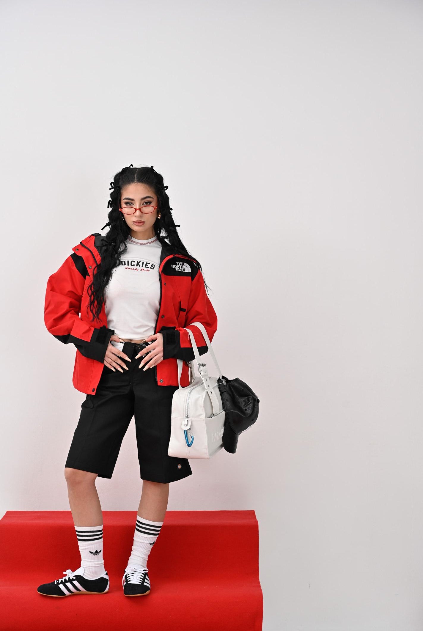 THE NORTH FACE Giacca a vento Mountain Mono rossa da donna NF0A88YXKZ31 THE NORTH FACE