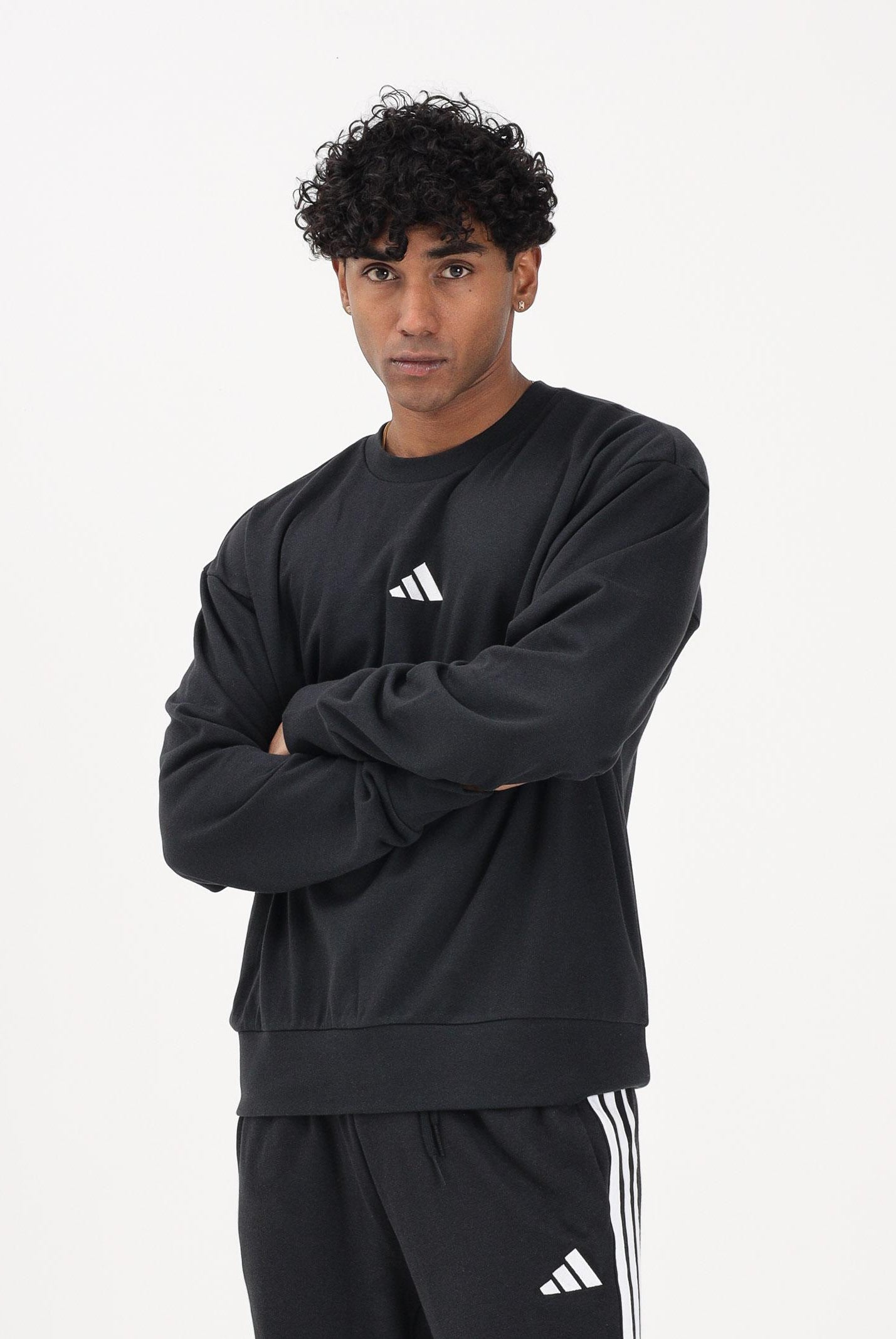 ADIDAS PERFORMANCE Felpa girocollo Essentials Feel Cozy nera da uomo JE3837 . ADIDAS PERFORMANCE