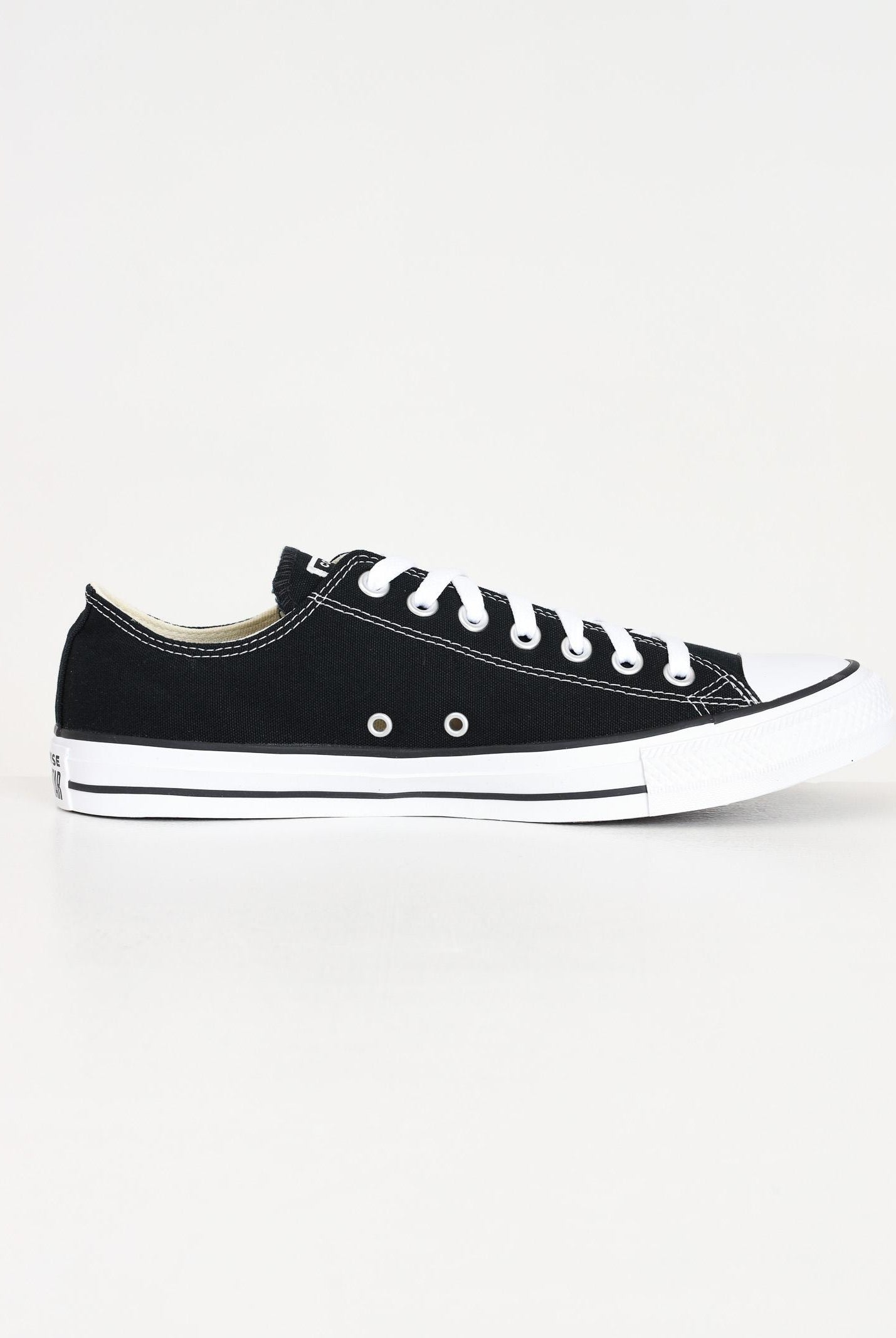 CONVERSE Sneakers CHUCK TAYLOR ALL STAR CLASSIC nere per uomo e donna M9166C  CONVERSE