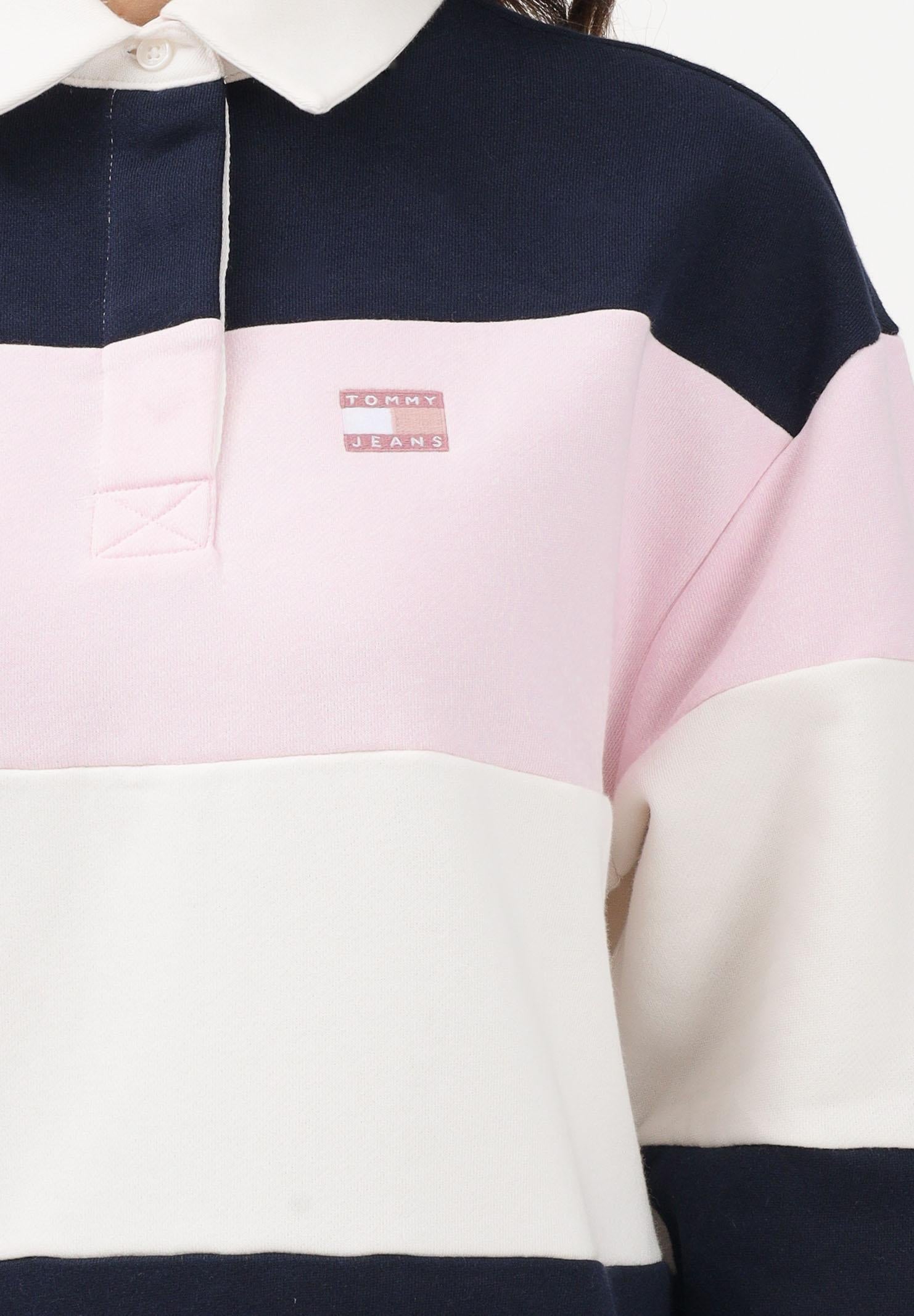 TOMMY JEANS Felpa stile polo da donna con motivo a righe blu, rosa e panna DW0DW21927 TOG TOMMY JEANS