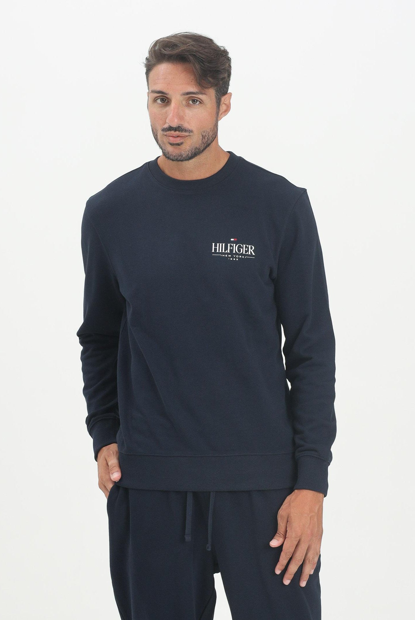 TOMMY HILFIGER Felpa girocollo blu da uomo con logo MW0MW39376DW5 TOMMY HILFIGER