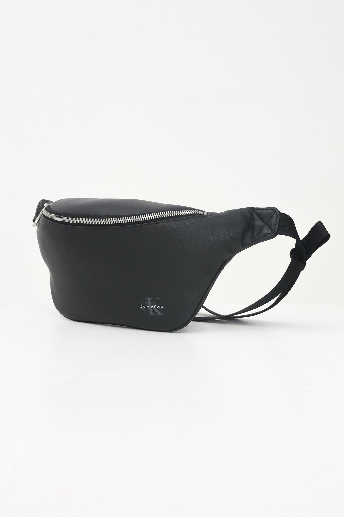 CALVIN KLEIN Marsupio nero da uomo con logo LV04G3012G UB1 CALVIN KLEIN