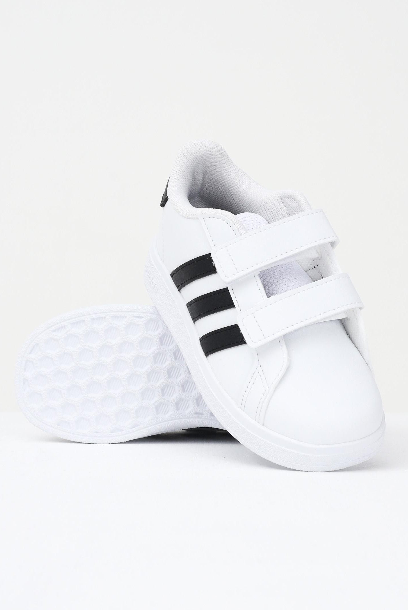 ADIDAS PERFORMANCE Sneakers Grand Court Lifestyle Hook and Loop bianche e nere da neonato GW6527 . ADIDAS PERFORMANCE