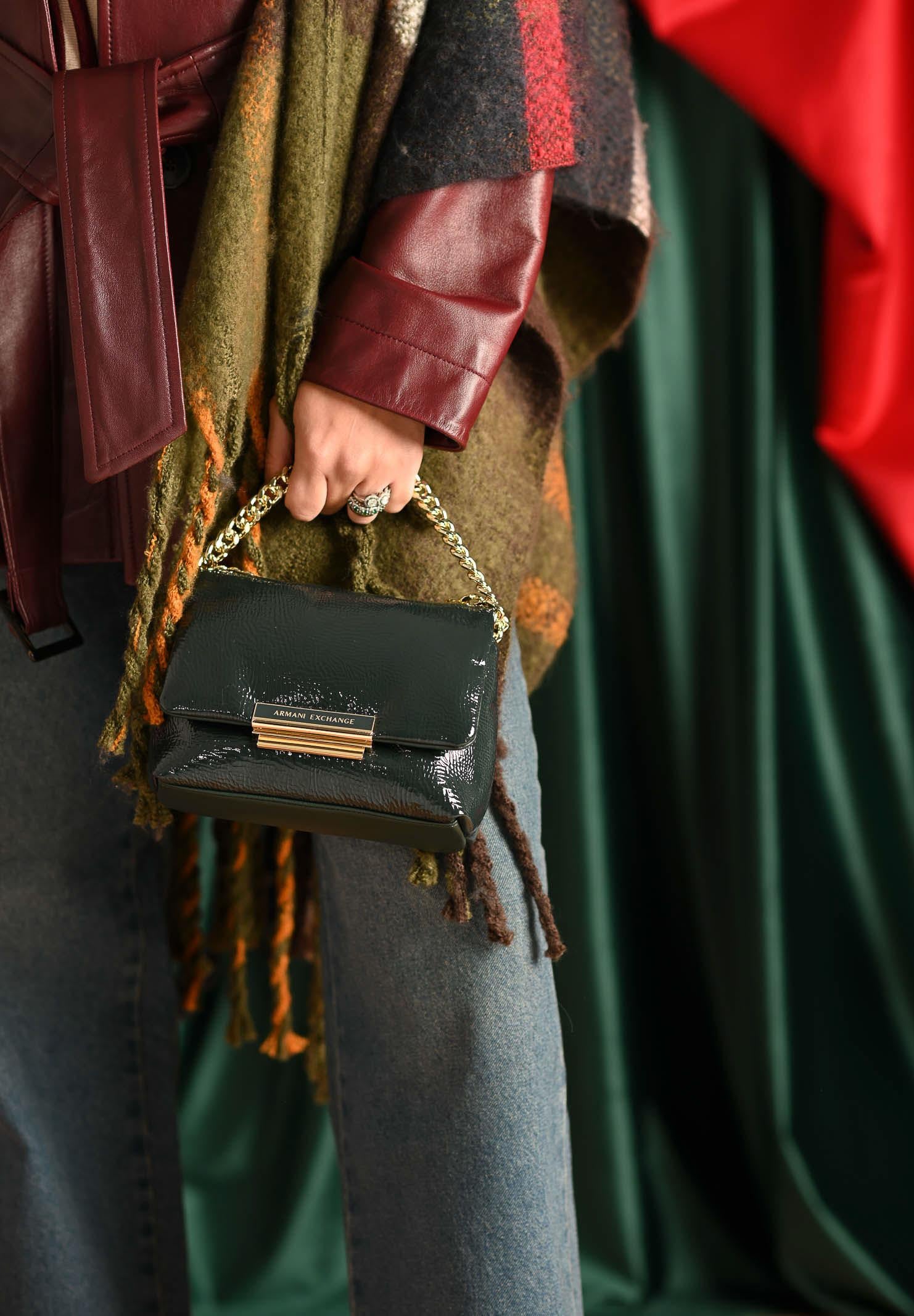 ARMANI EXCHANGE Borsa a tracolla in vernice verde da donna XW000357AF17239 U7304 ARMANI EXCHANGE