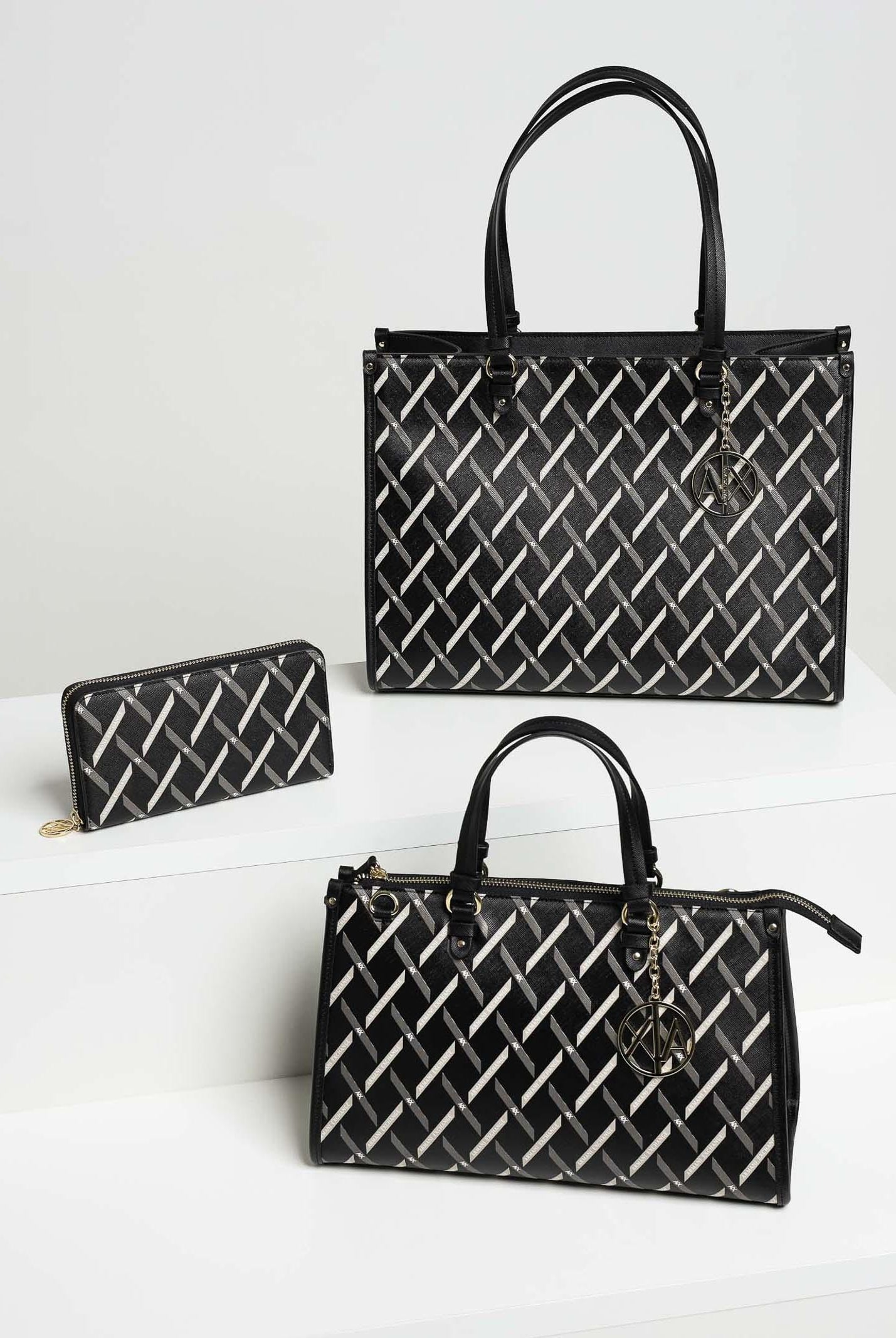 ARMANI EXCHANGE Borsa a mano nera da donna con motivo geometrico e charm con logo XW000400AF17155 MC043 ARMANI EXCHANGE