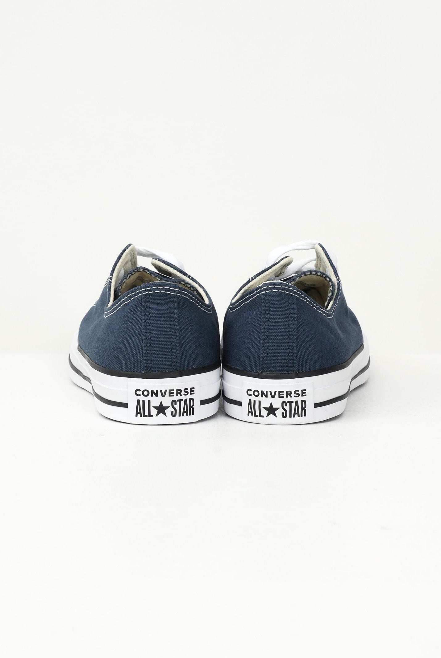 CONVERSE Sneakers Chuck Taylor All Star Classic blu da uomo M9697C . CONVERSE