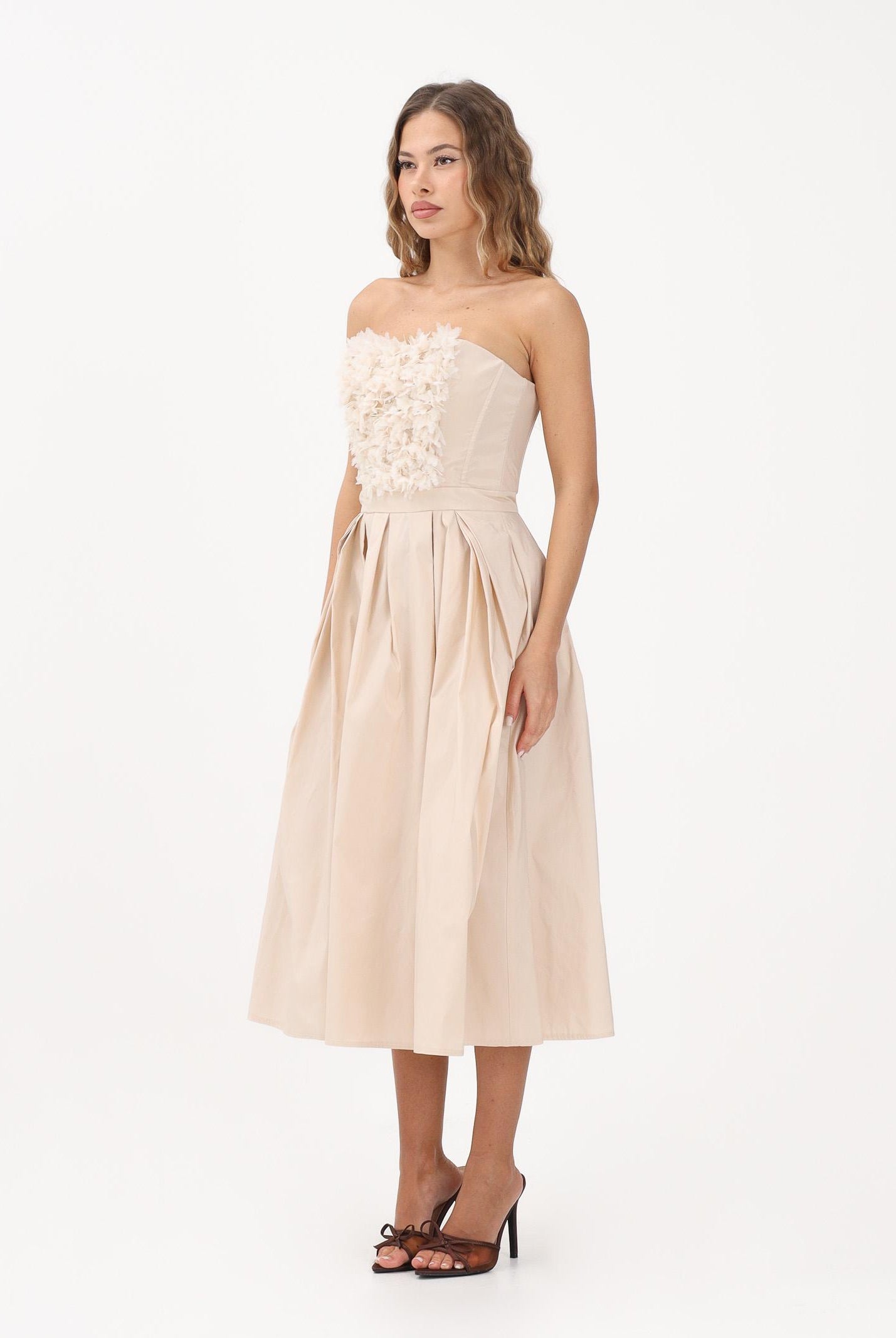 ELISABETTA FRANCHI Abito midi beige da donna con ricami floreali 3D AB94262E2 045 ELISABETTA FRANCHI