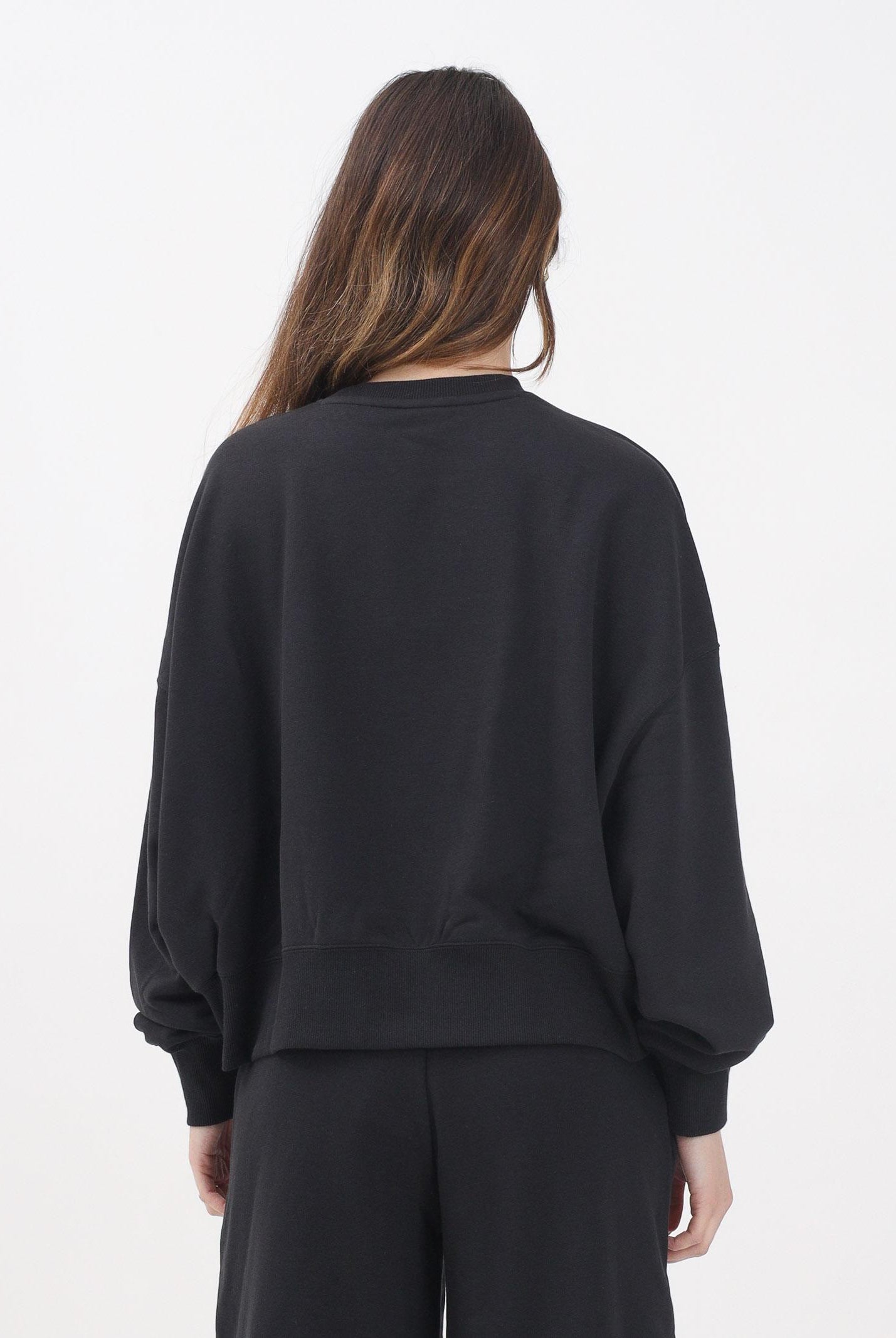 PUMA Felpa girocollo WARDROBE Essentials Oversized Crew nera da donna 629748 01 PUMA