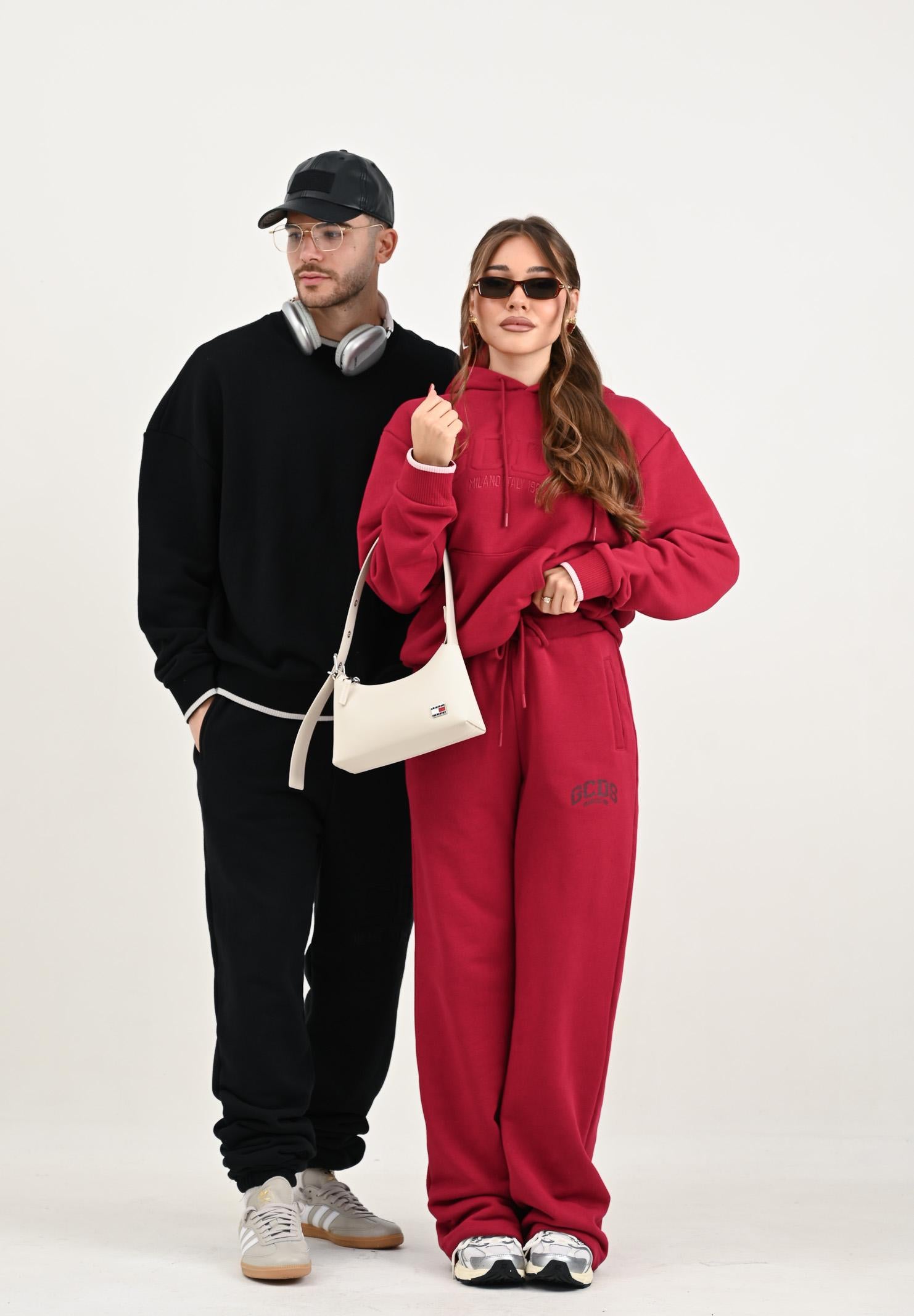 GCDS Felpa girocollo nera per uomo e donna con logo impresso B2EM1503JD1 99 GCDS