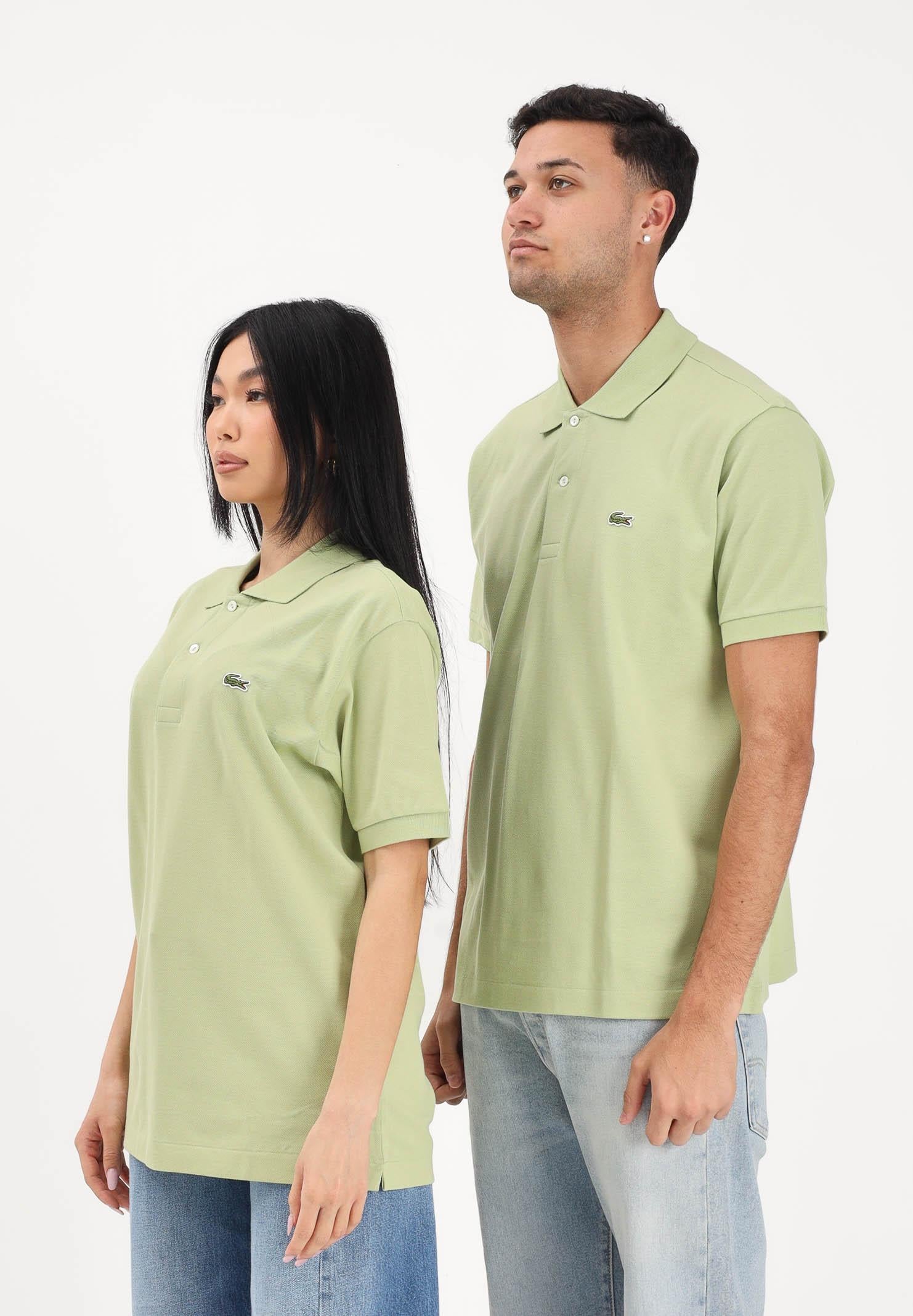 LACOSTE Polo verde chiaro per uomo e donna caratterizzata da patch logo coccodirllo 1212 UYB LACOSTE