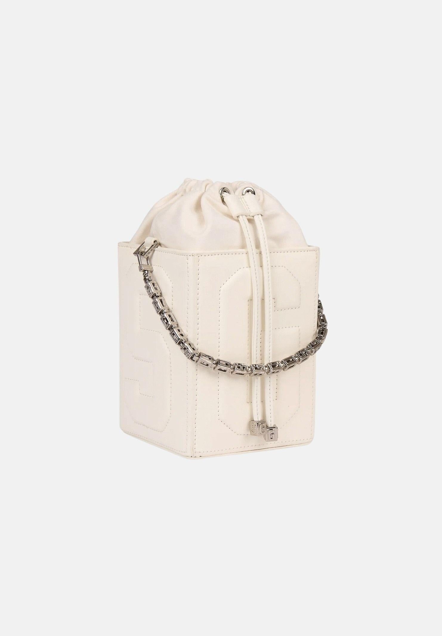 GCDS Borsa a mano panna da donna con logo GCDS in rilievo 3D GCDSD001 10 GCDS