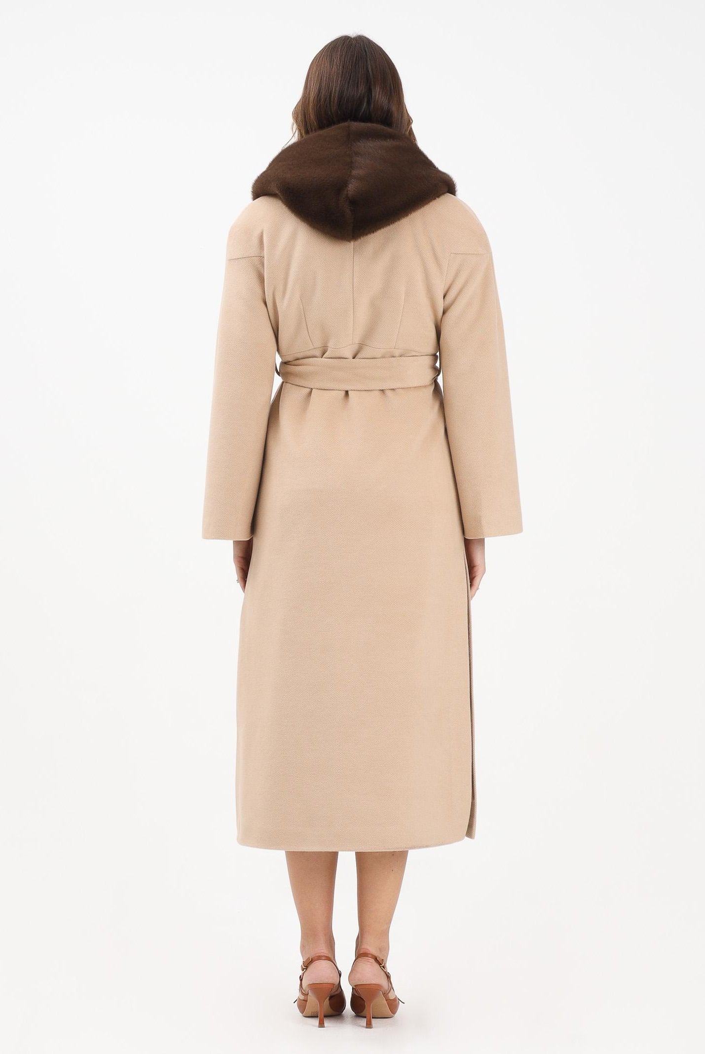 YES LONDON Cappotto beige da donna con dettagli in vera pelliccia CD1221 CA YES LONDON