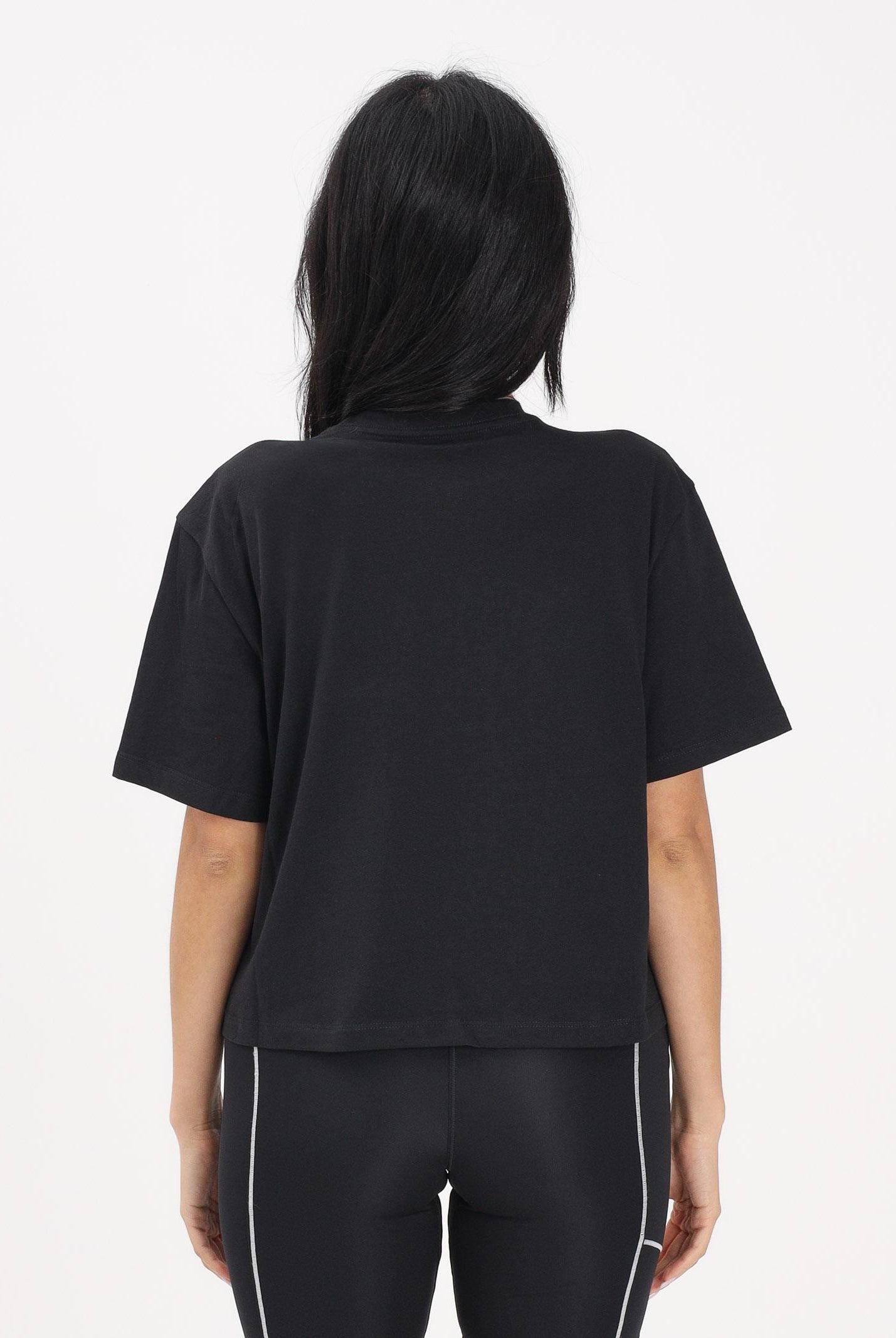 THE NORTH FACE T-shirt a manica corta Evolution Simple Dome Cropped Relaxed nera da donna NF0A8FDHJK31 . THE NORTH FACE