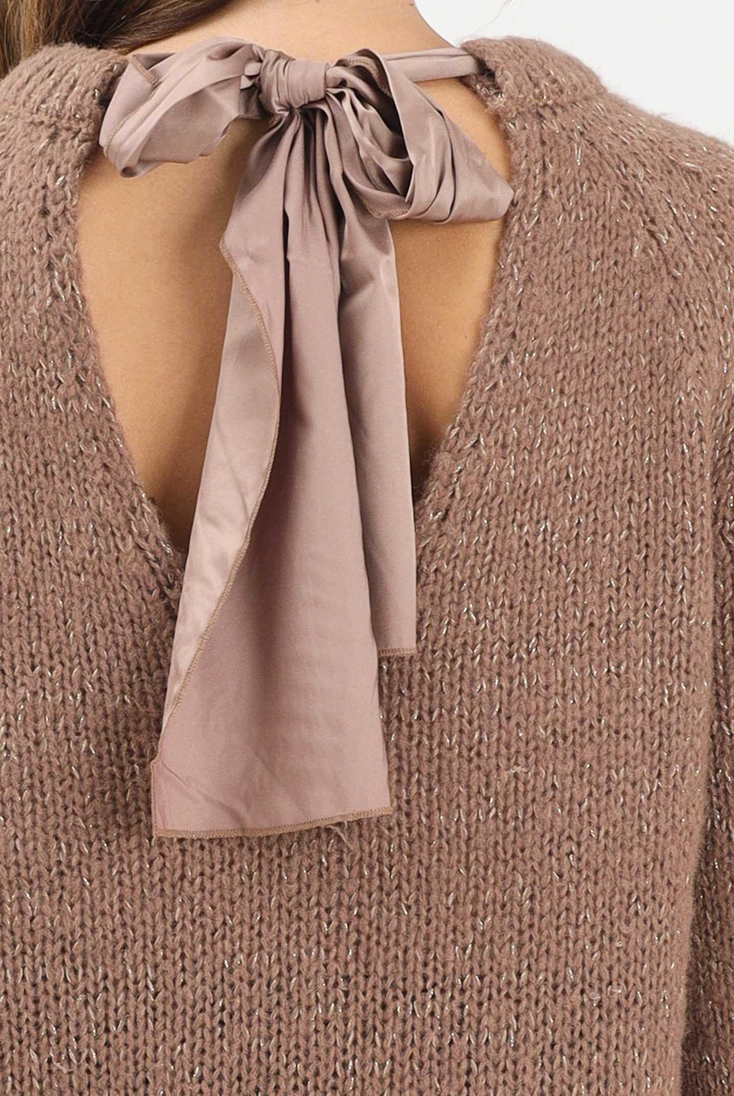 ONLY Maglioncino girocollo marrone da donna con fiocco sul retro 15353235 CocoaCrÈme ONLY