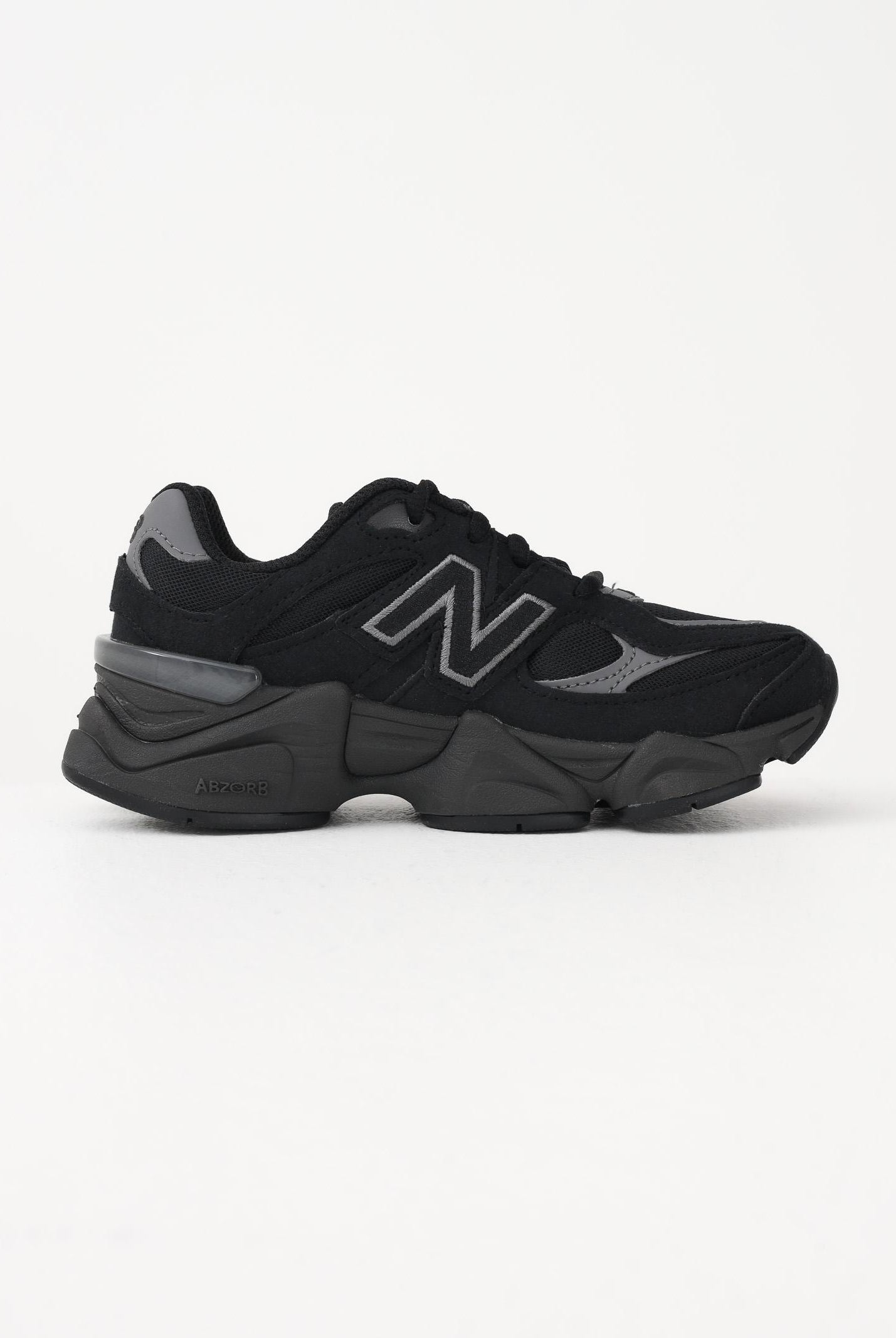NEW BALANCE Sneakers 9060 Lace nere per bambino e bambina P9060662 . NEW BALANCE