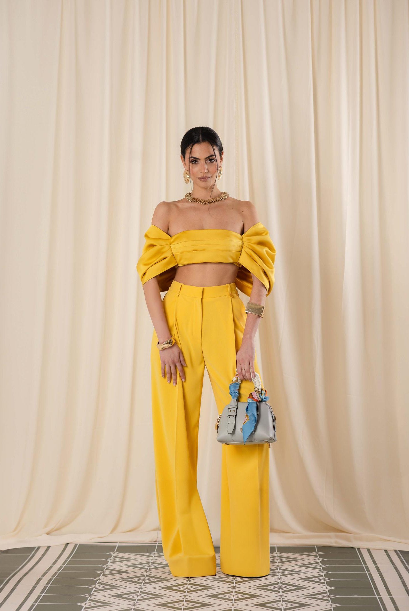 ELISABETTA FRANCHI Top elegante giallo da donna a fiocco TO05662E2 EV4 ELISABETTA FRANCHI